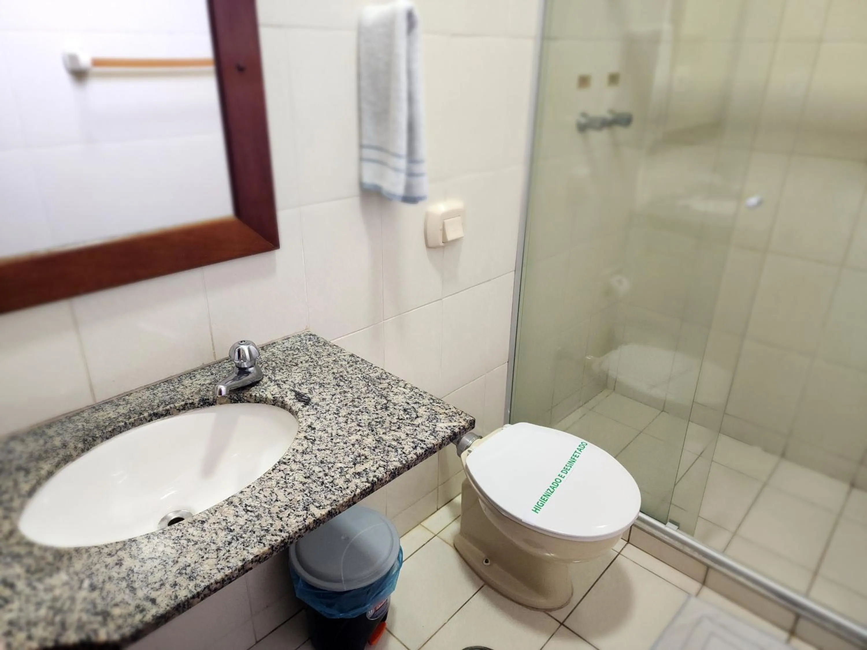 Bathroom in Hotel São Charbel