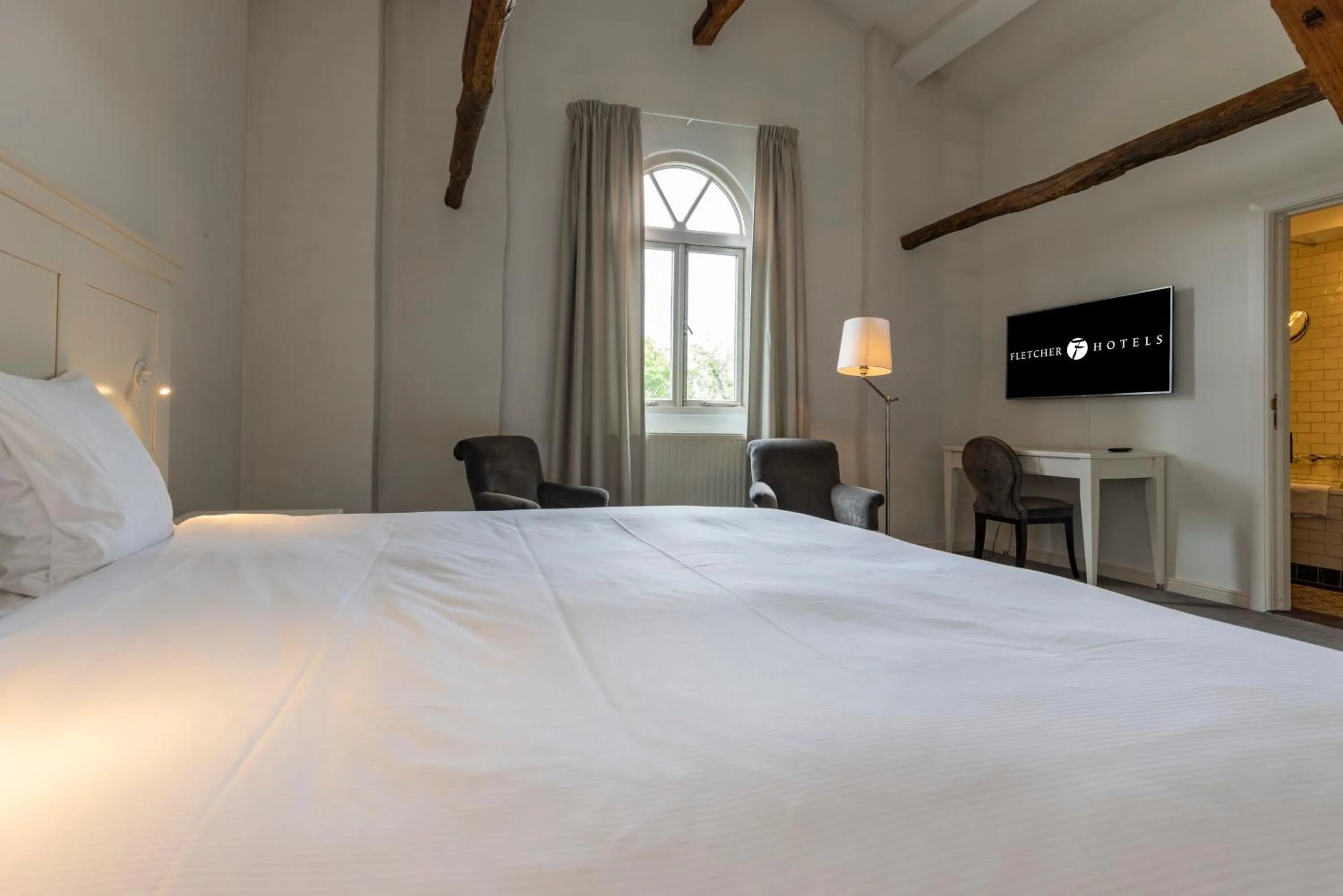 Bedroom, Bed in Fletcher Hotel Château De Raay