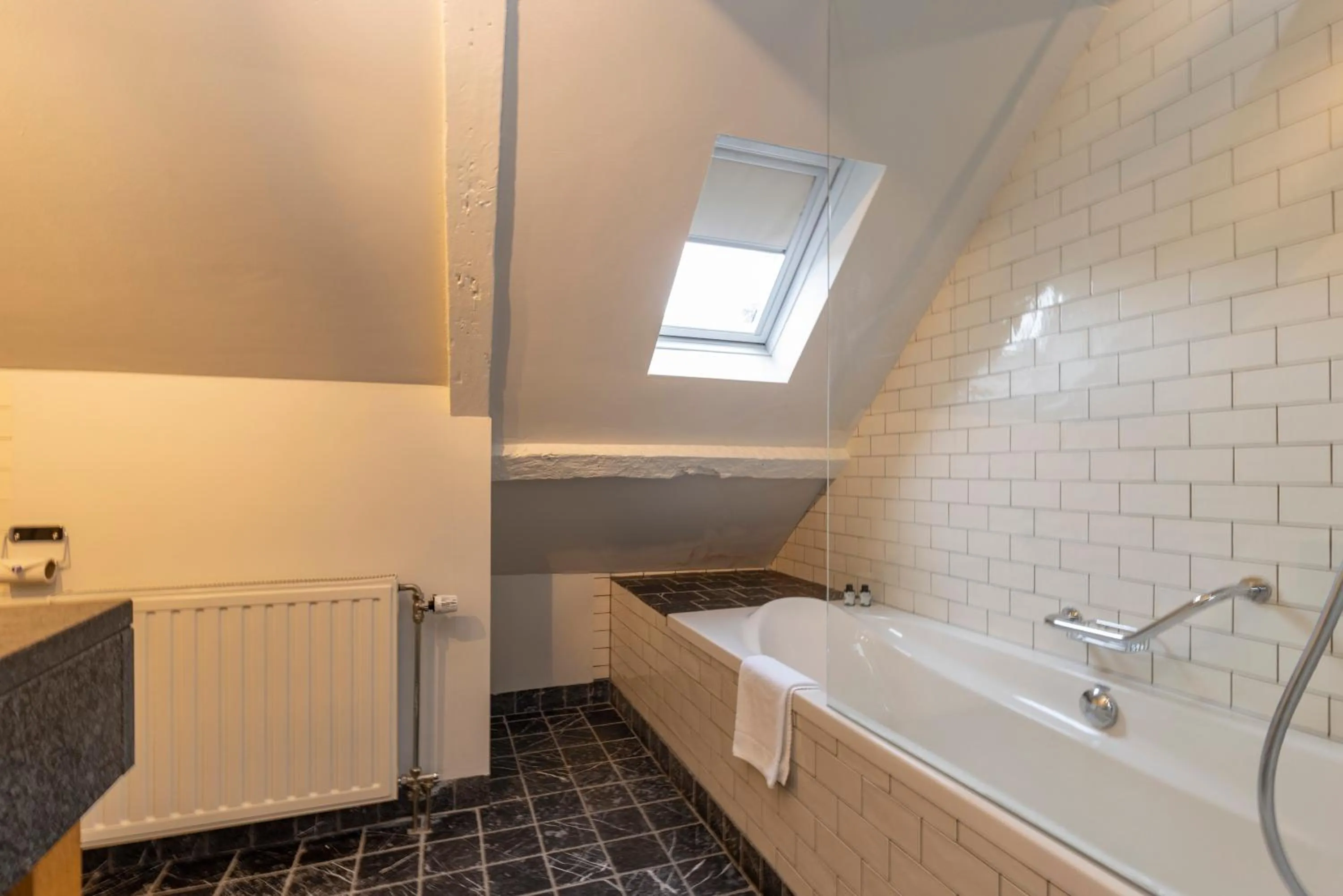 Bathroom in Fletcher Hotel Château De Raay