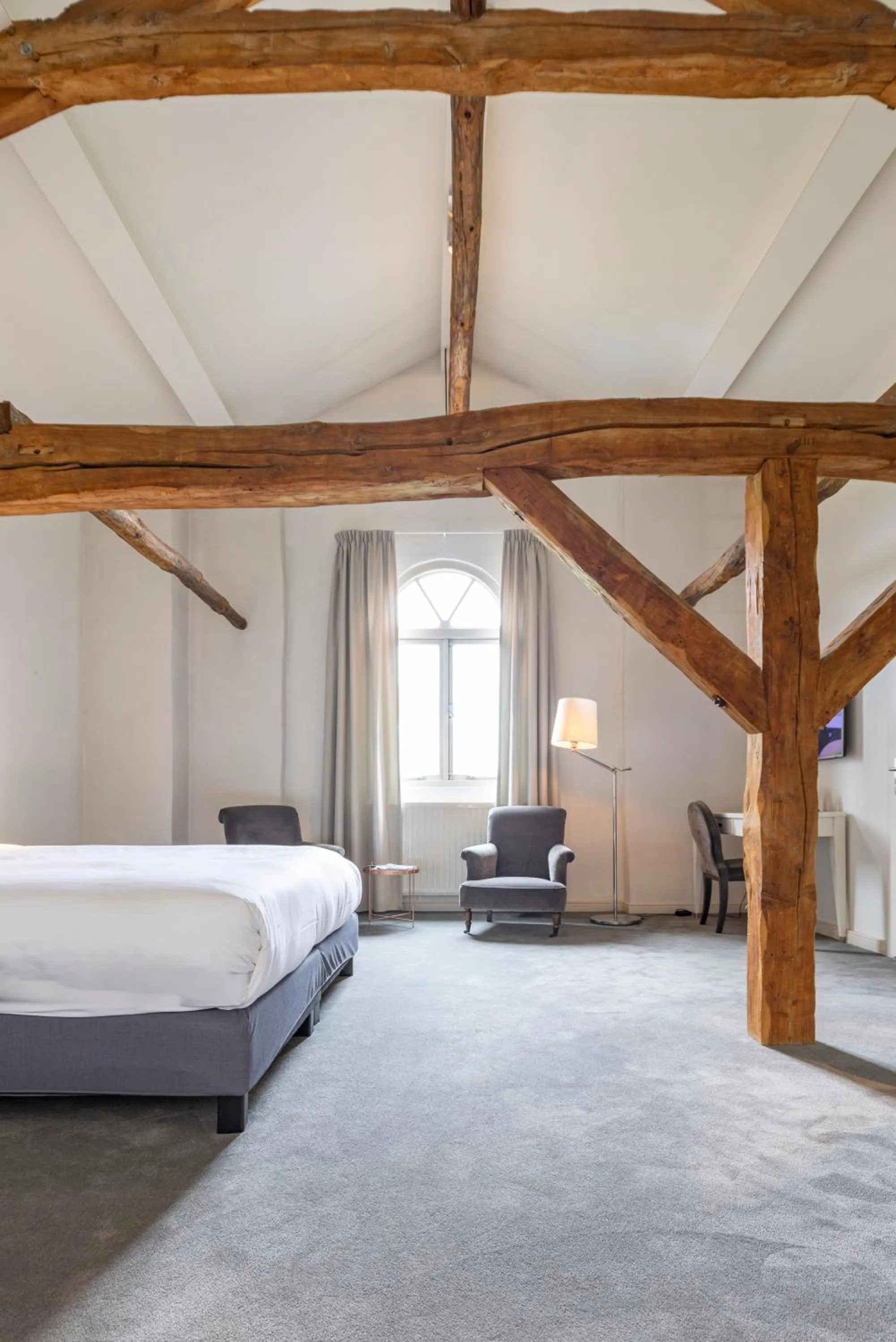 Bedroom, Bed in Fletcher Hotel Château De Raay