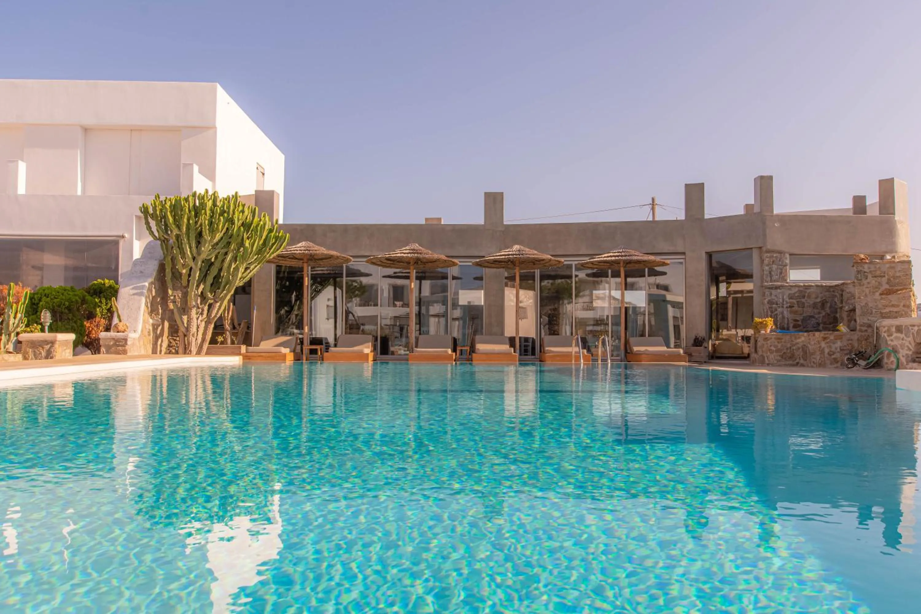 Peristeronas Village