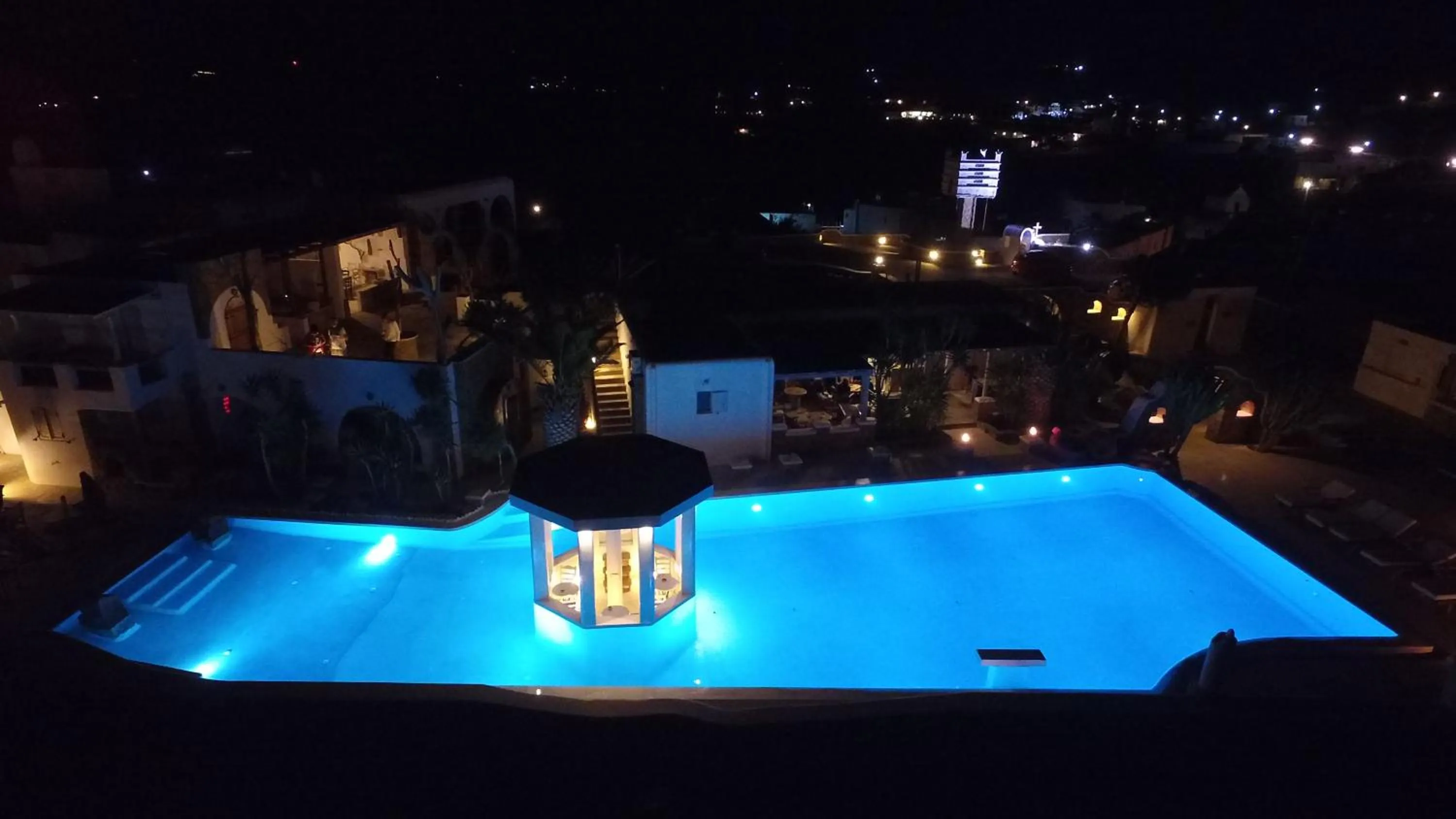 Lounge or bar in Peristeronas Village