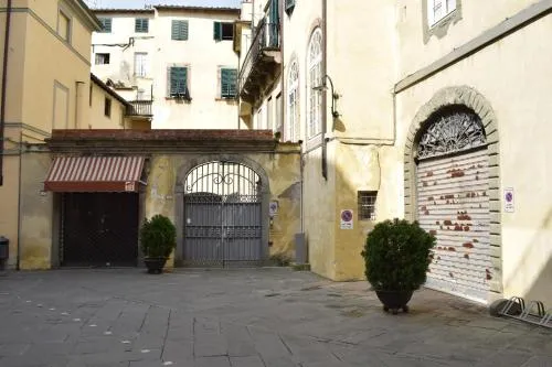 Palazzo Tucci Apartments