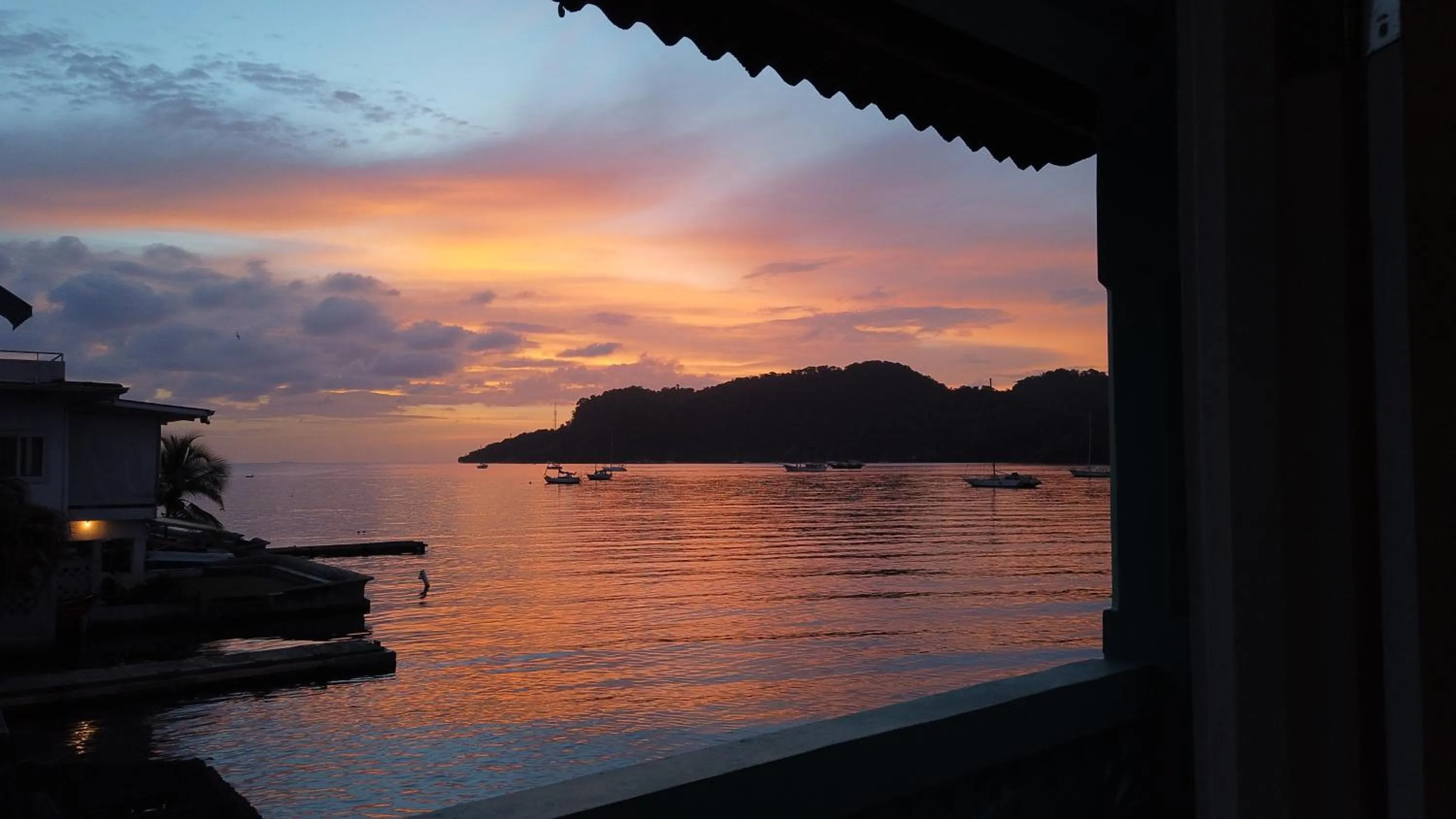 Sea view in Casa Congo & Casa Rayo Verde - Restaurante - Galeria de arte