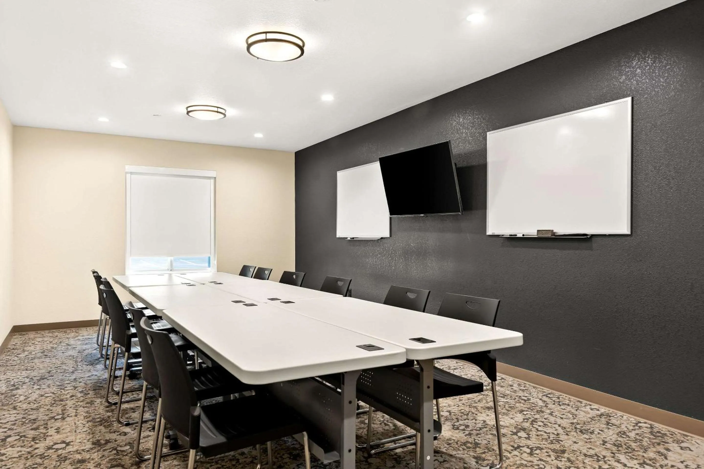 Meeting/conference room in Everhome Suites Nampa Boise