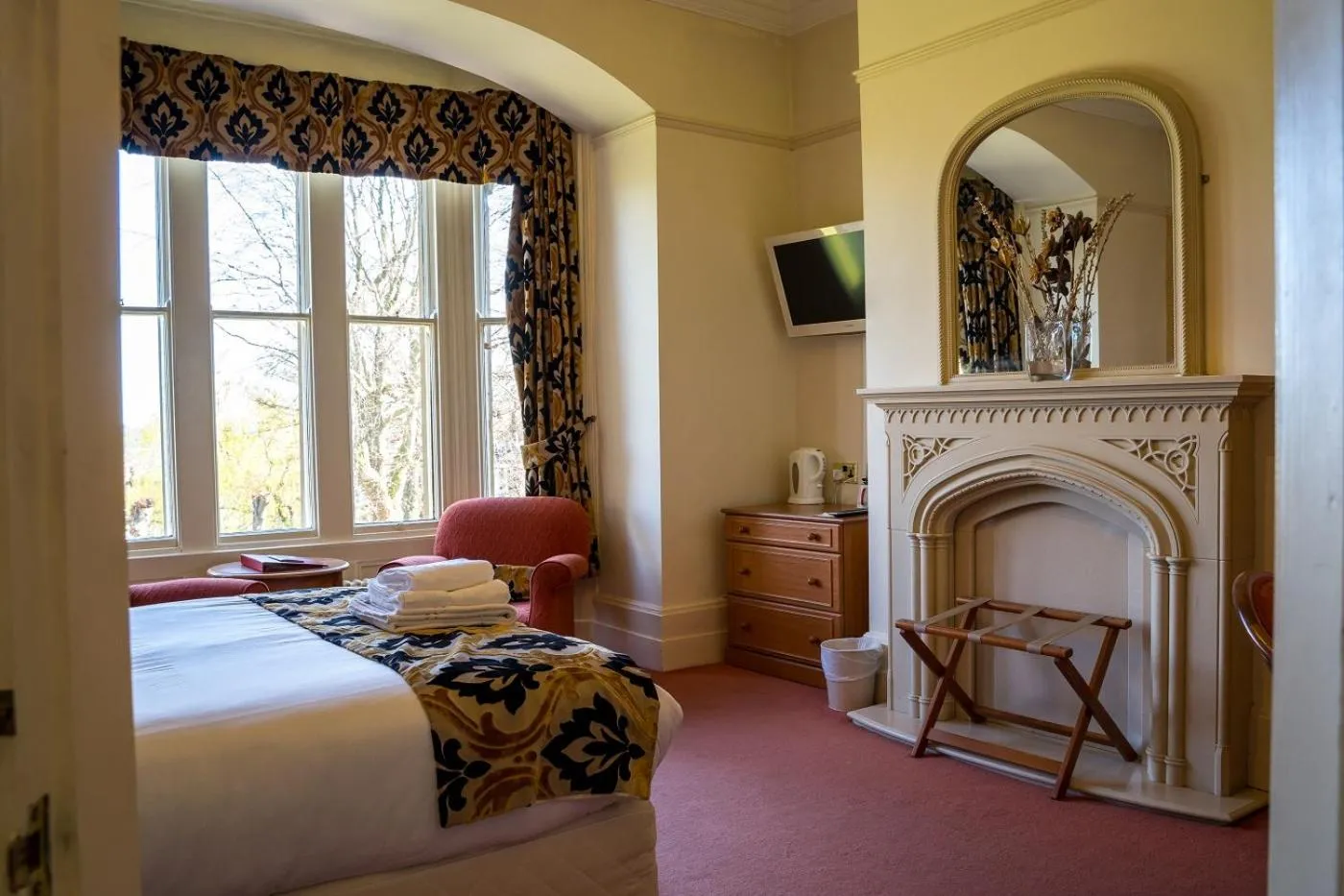 Toilet, Bed in Farnley Tower Guesthouse