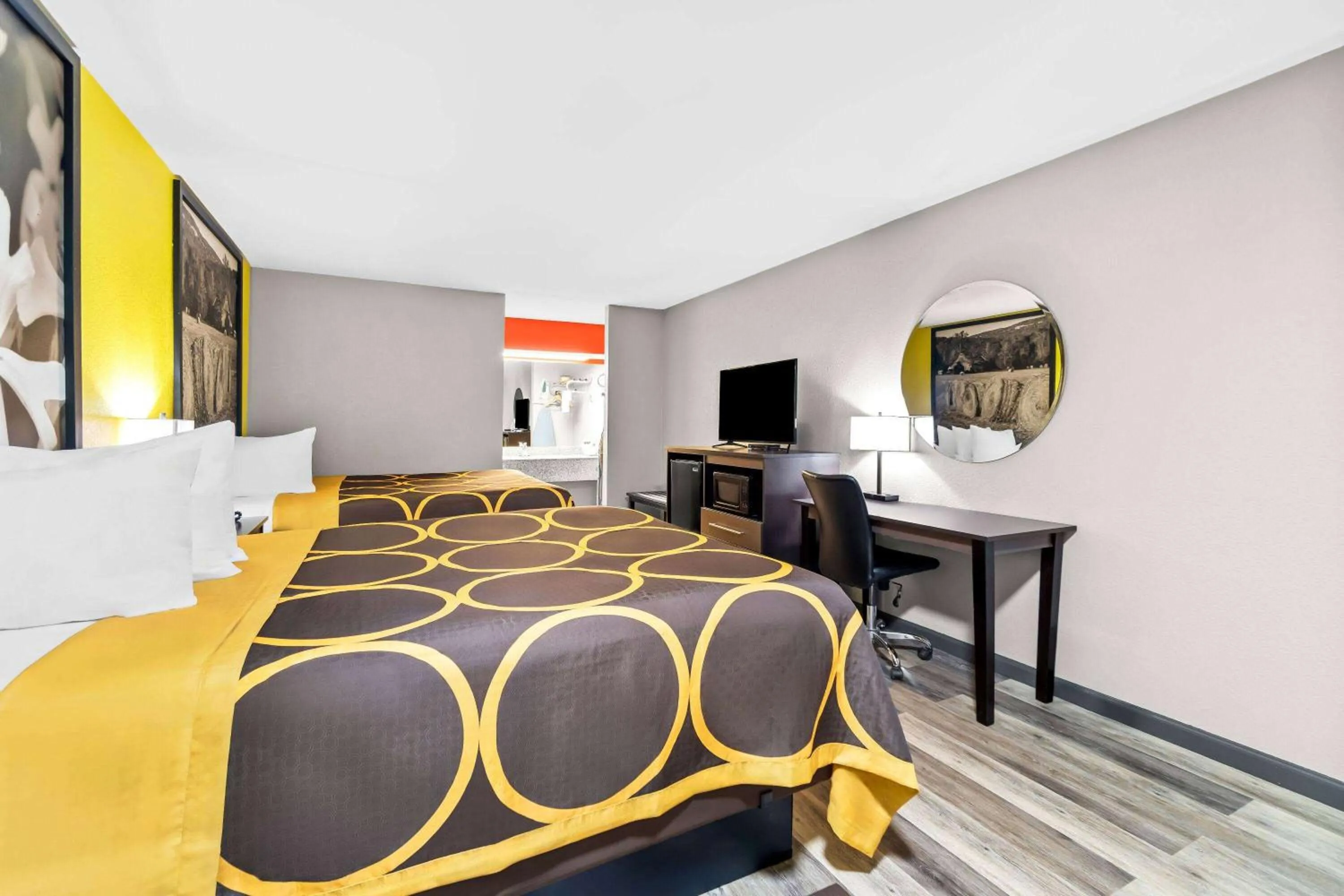 Bed in Super 8 by Wyndham Paragould