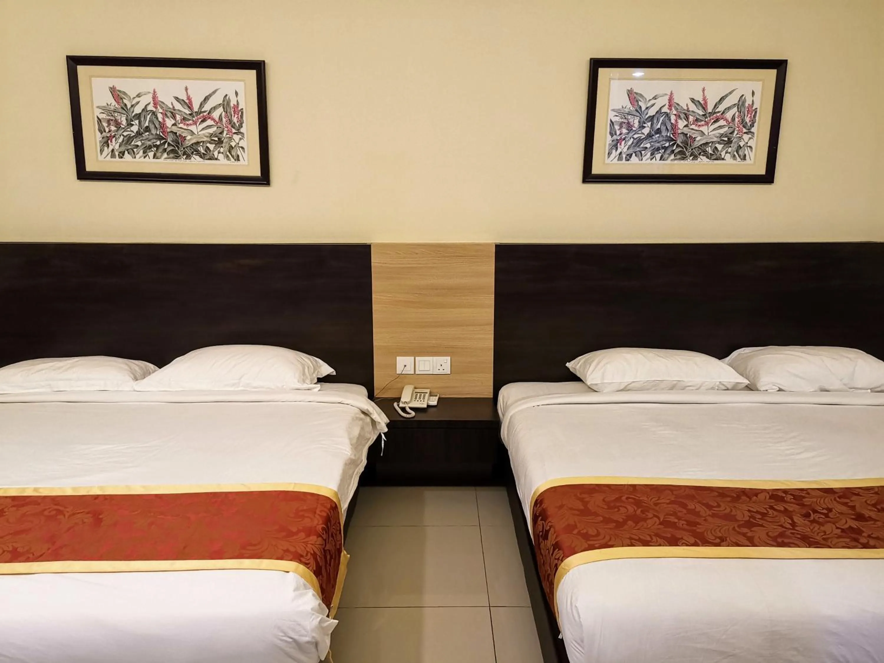 Bedroom, Bed in Hotel Centre Point Tampin