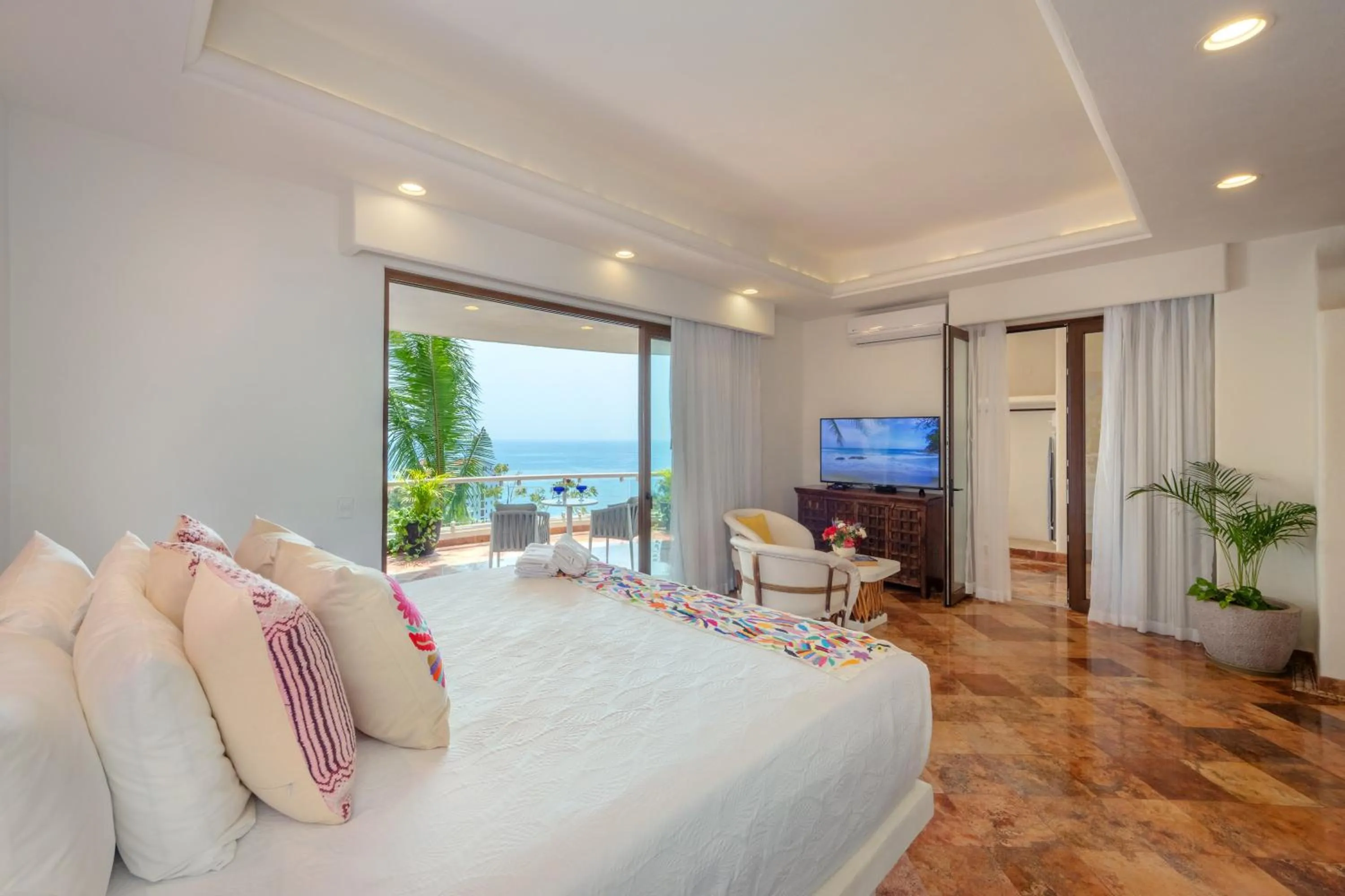 Bedroom, Bed in Villa Divina Luxury Boutique - Adults Only