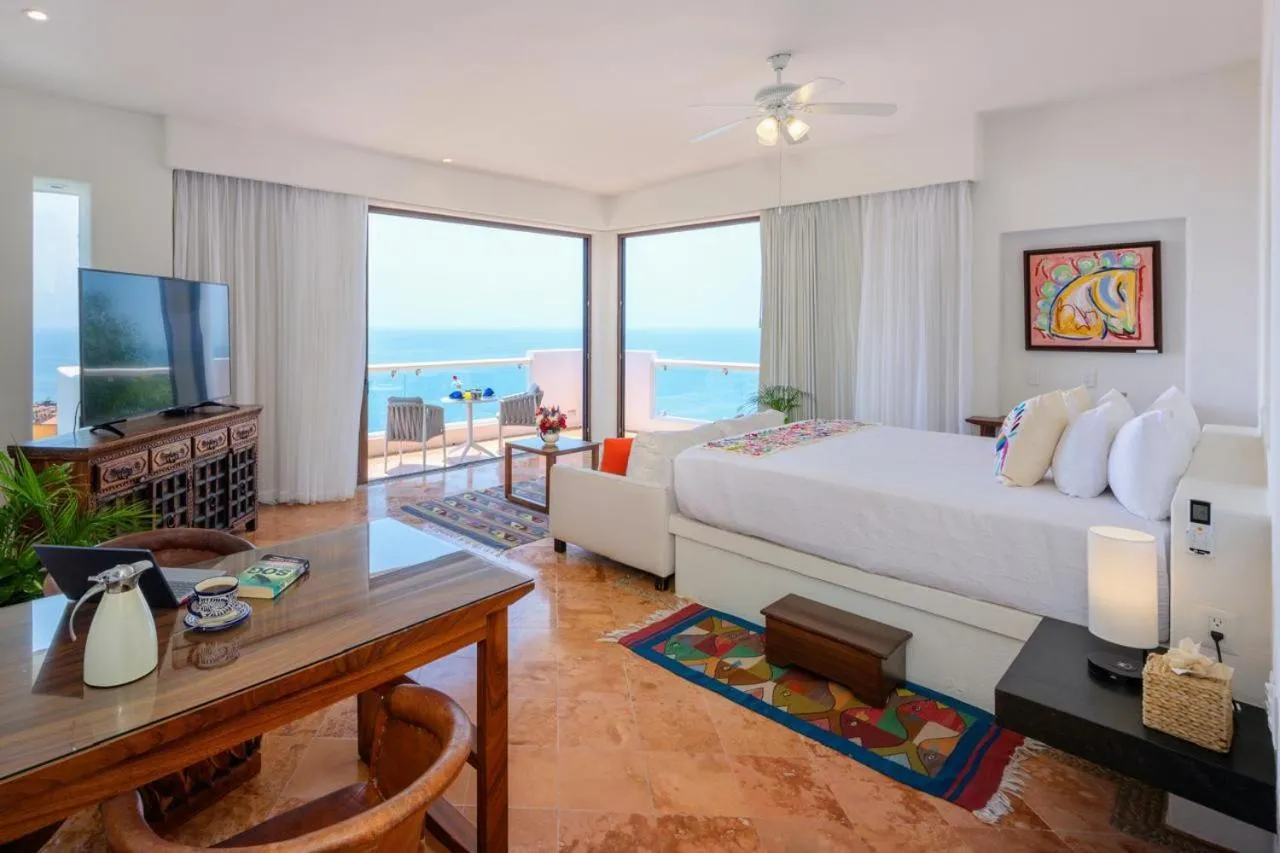 Photo of the whole room, Bed in Villa Divina Luxury Boutique - Adults Only