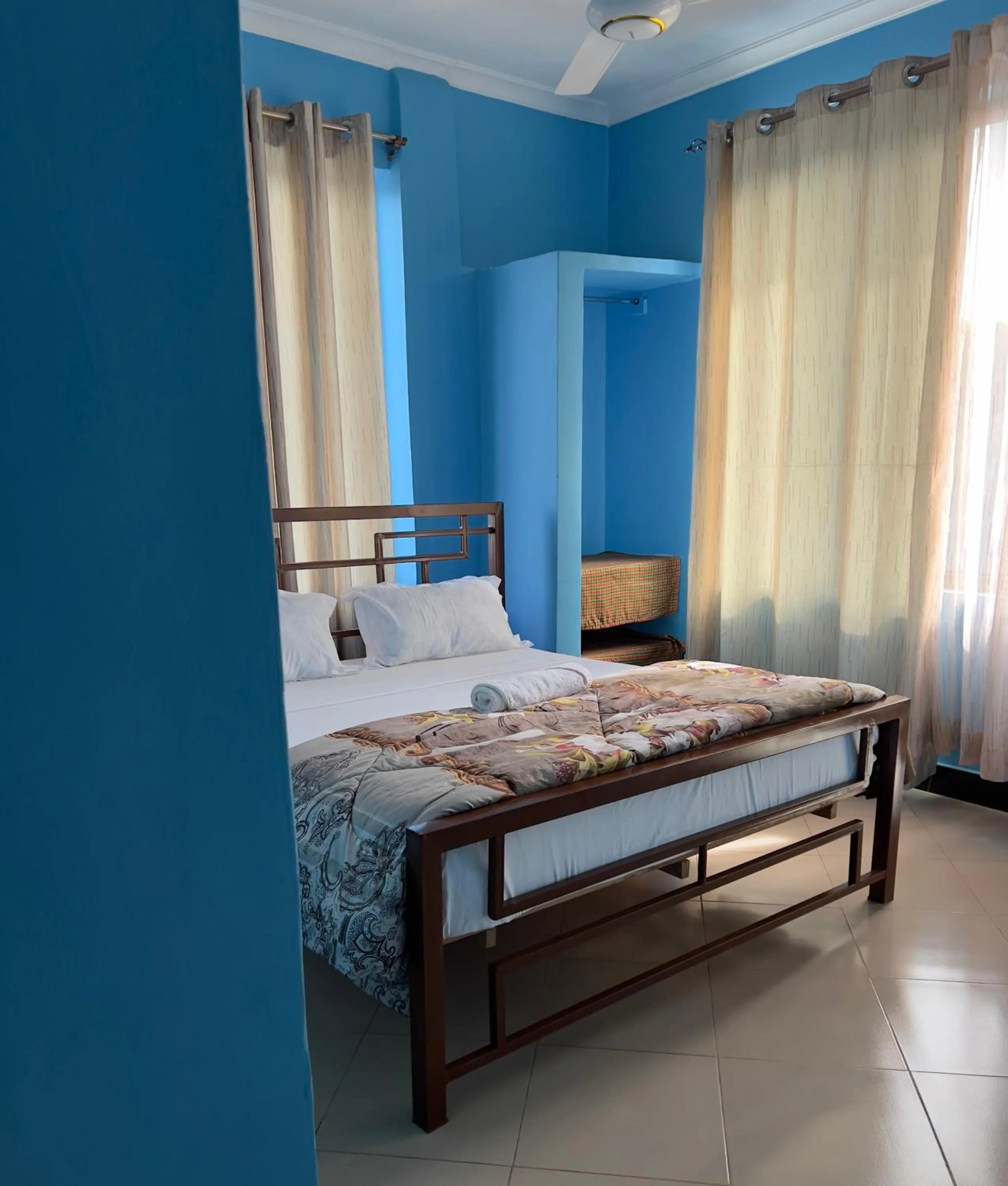 Bedroom, Bed in Kilimanjaro Smiley Inn