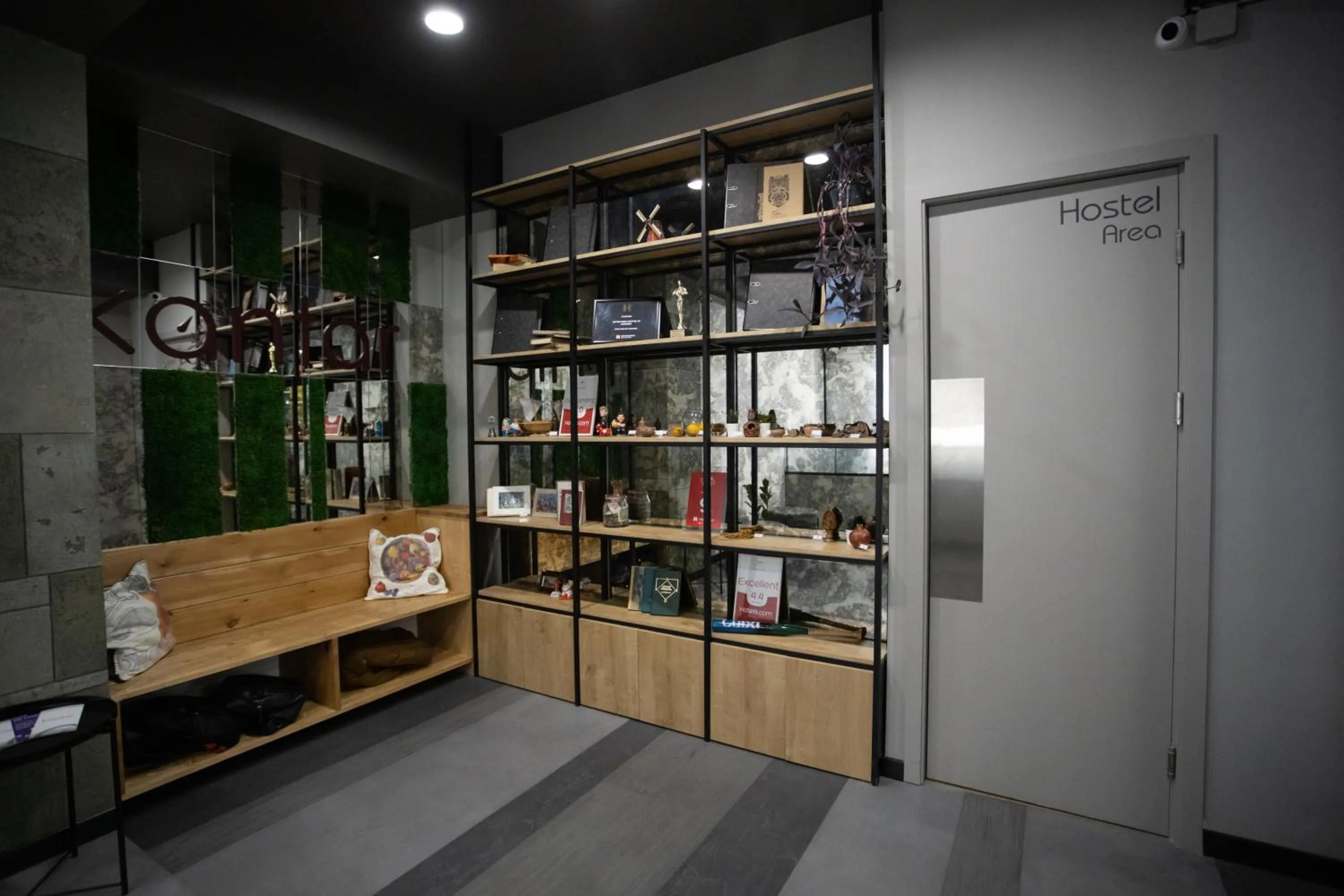 Lobby or reception in Kantar Hostel