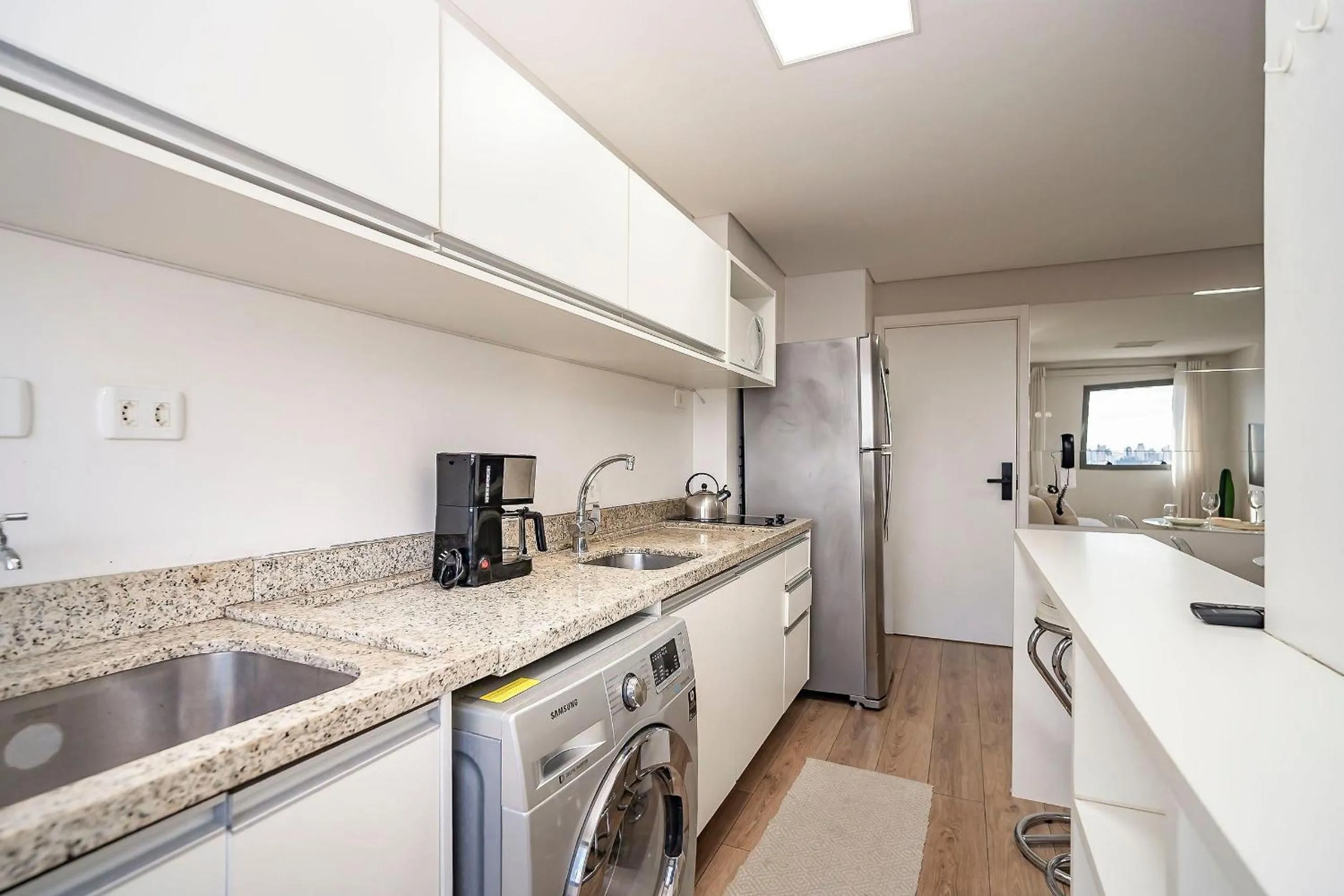 Kitchen or kitchenette in 7th Avenue - Centro | Curitiba | Gonzaga Stays