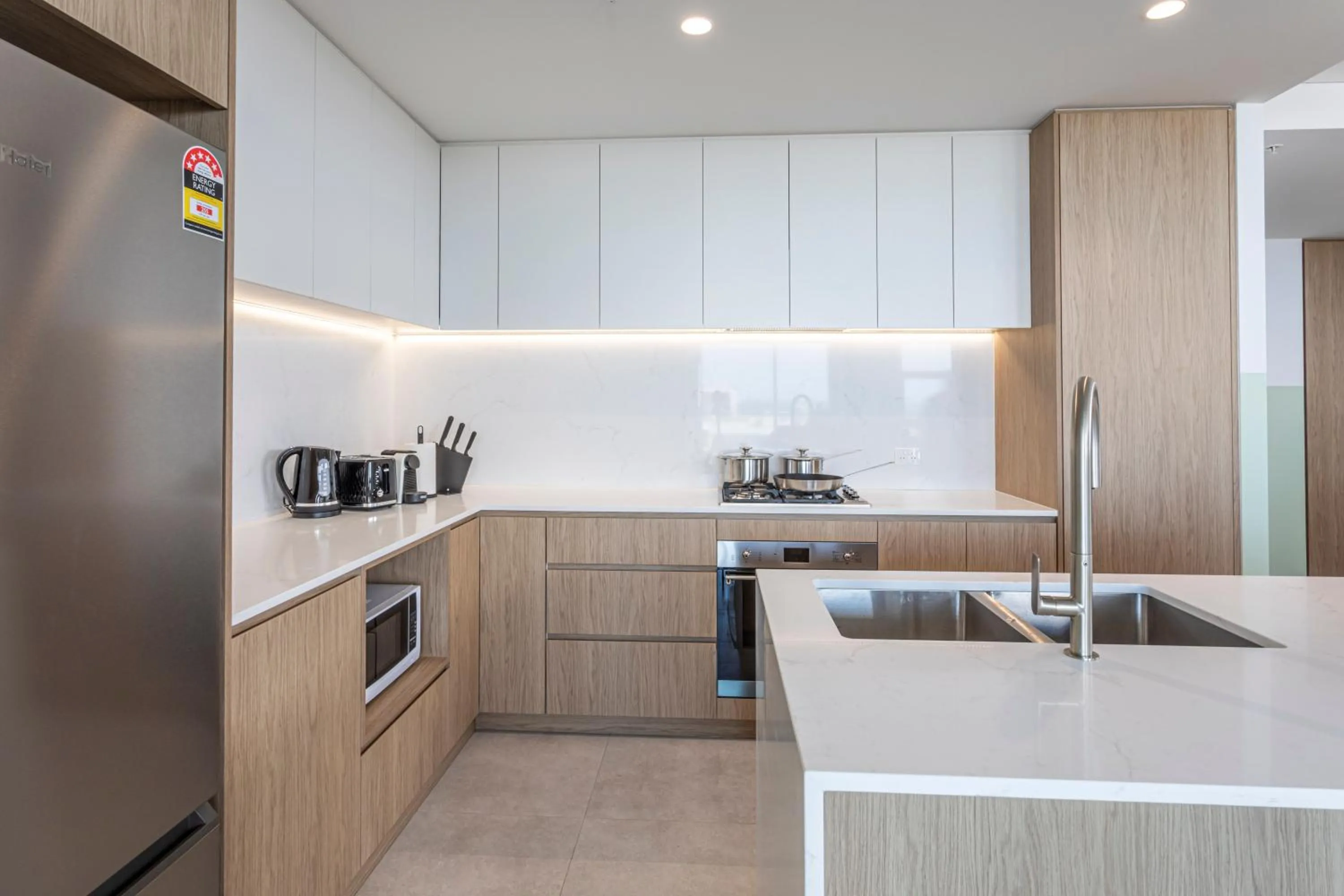 Kitchen or kitchenette in Stay Kula Wollongong