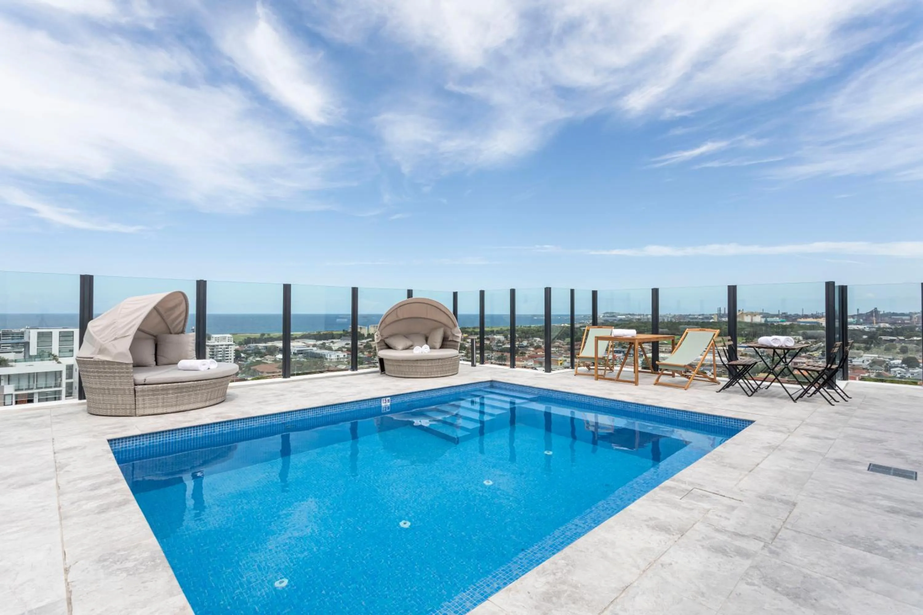 Swimming pool in Stay Kula Wollongong