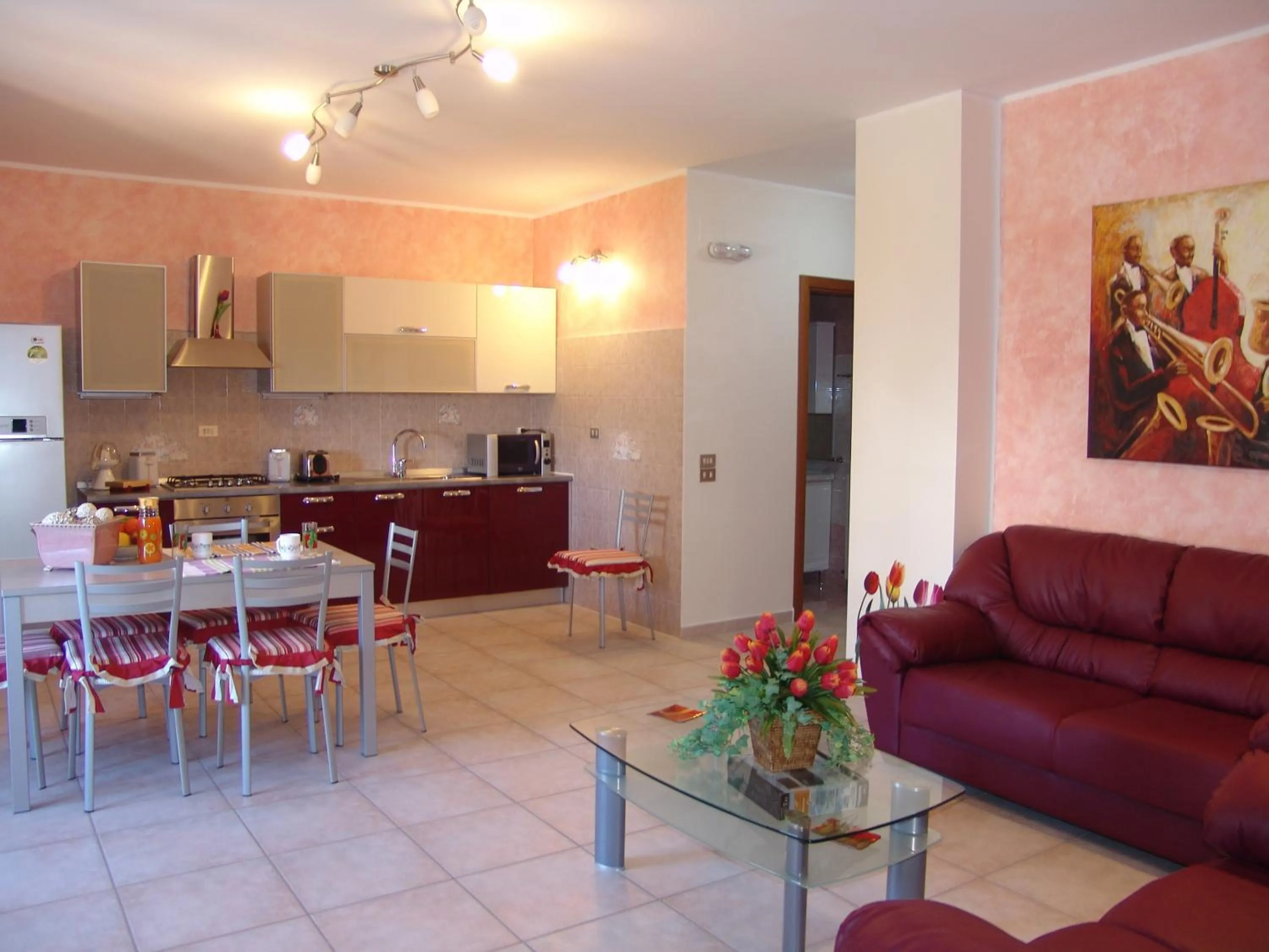 Dining area in B&B il Tulipano