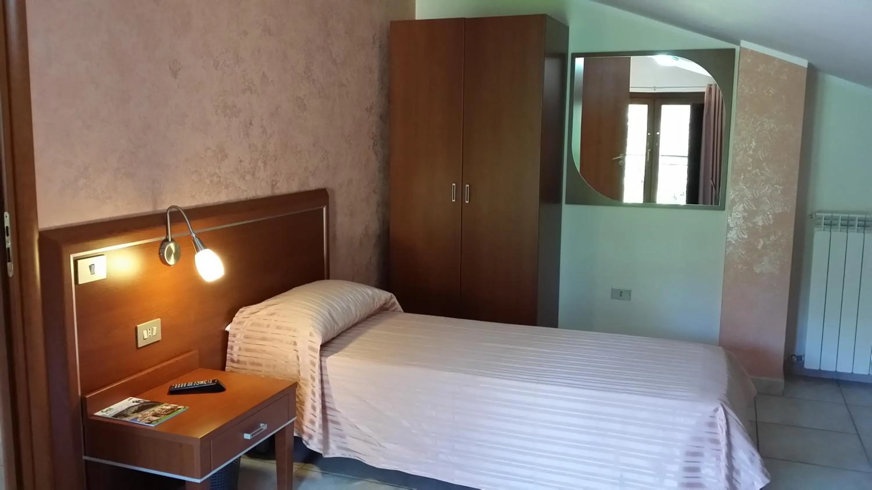 Bedroom, Bed in B&B il Tulipano