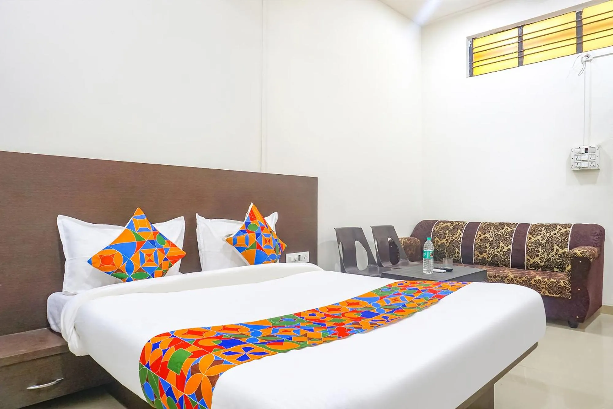 Bed in Via Om Sai - Nr Nashik Railway Station