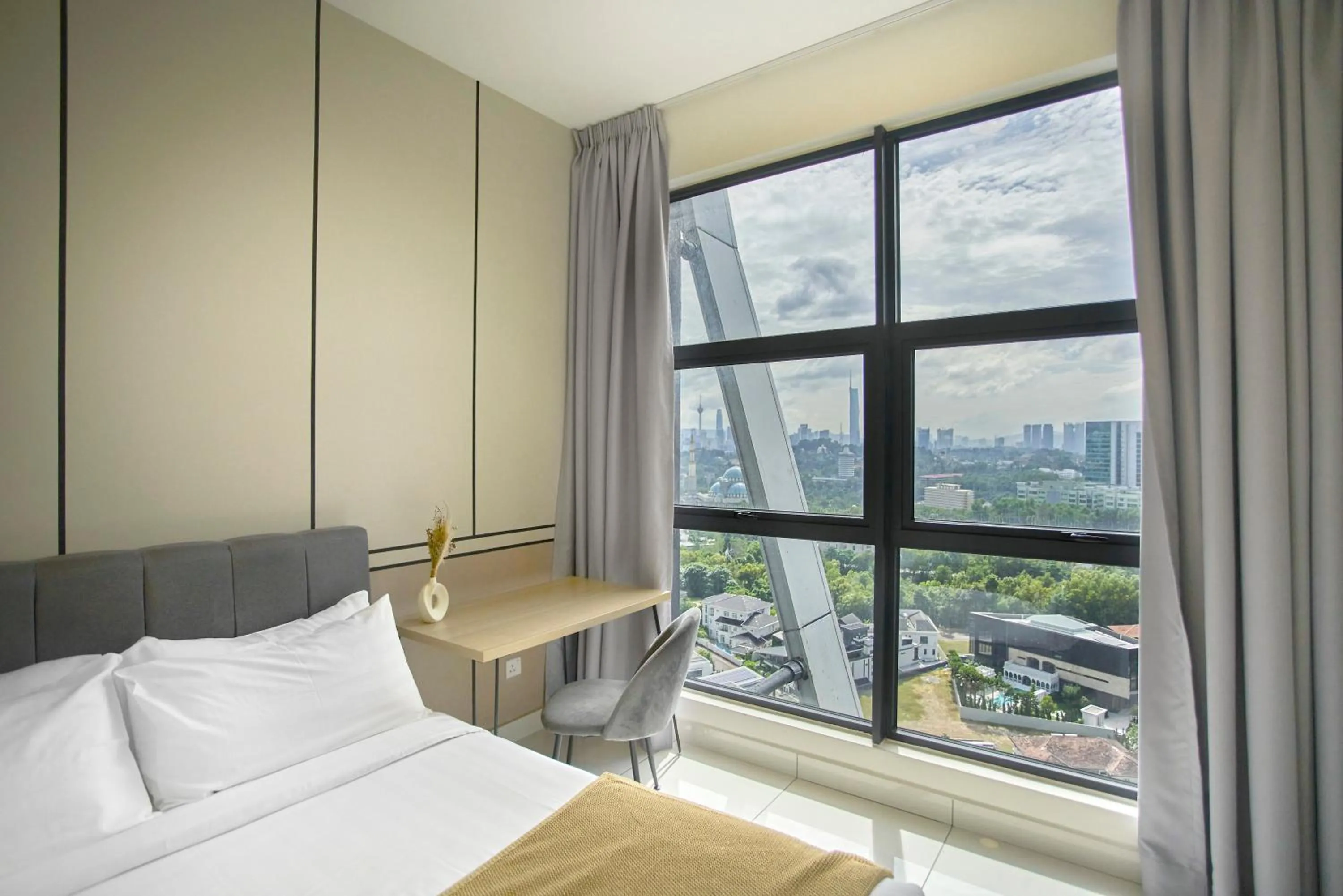 Photo of the whole room, Bed in Arte Mont Kiara Free Parking, Kuala Lumpur
