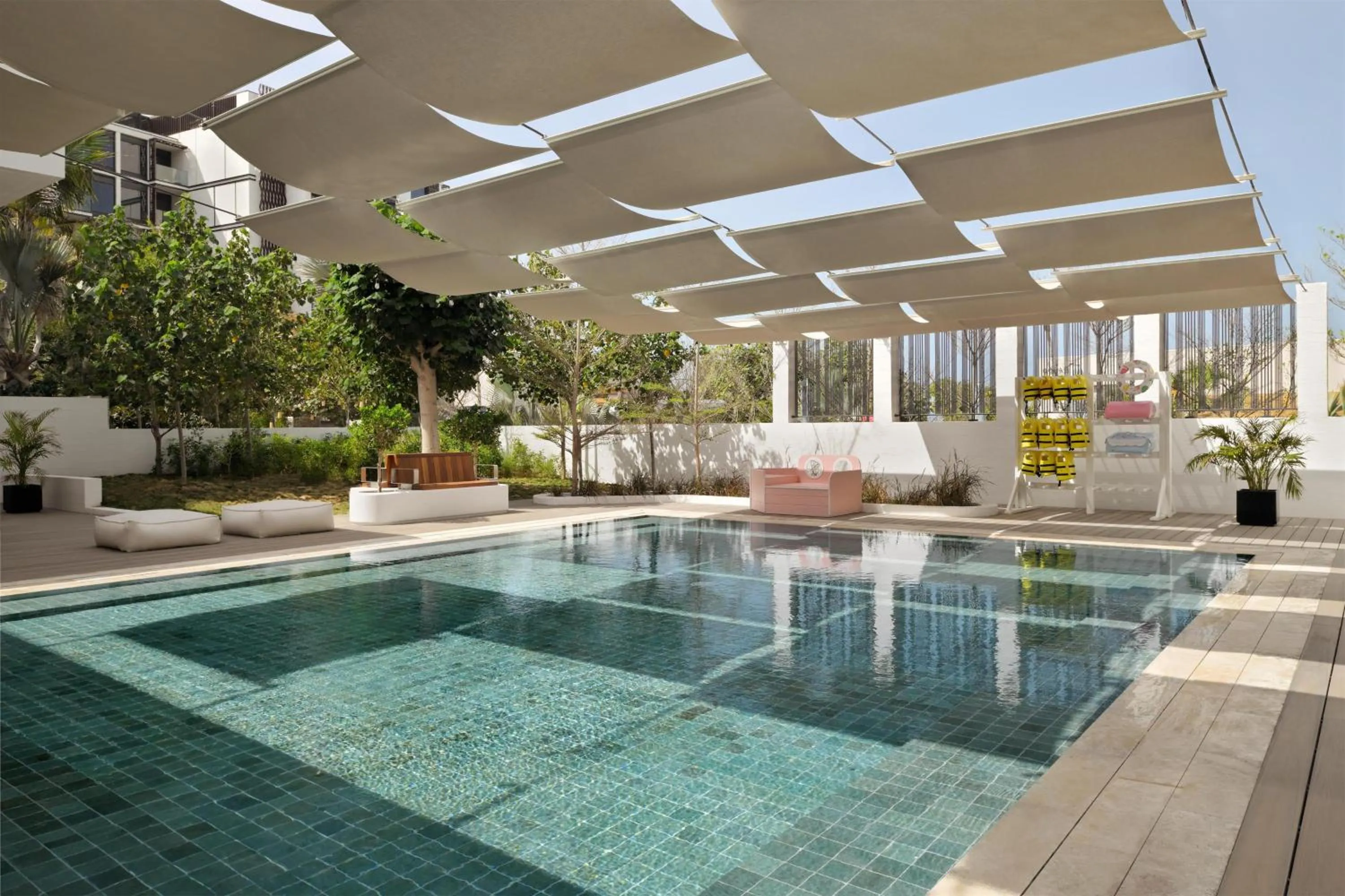 Pool view in Banyan Tree Dubai at Bluewaters