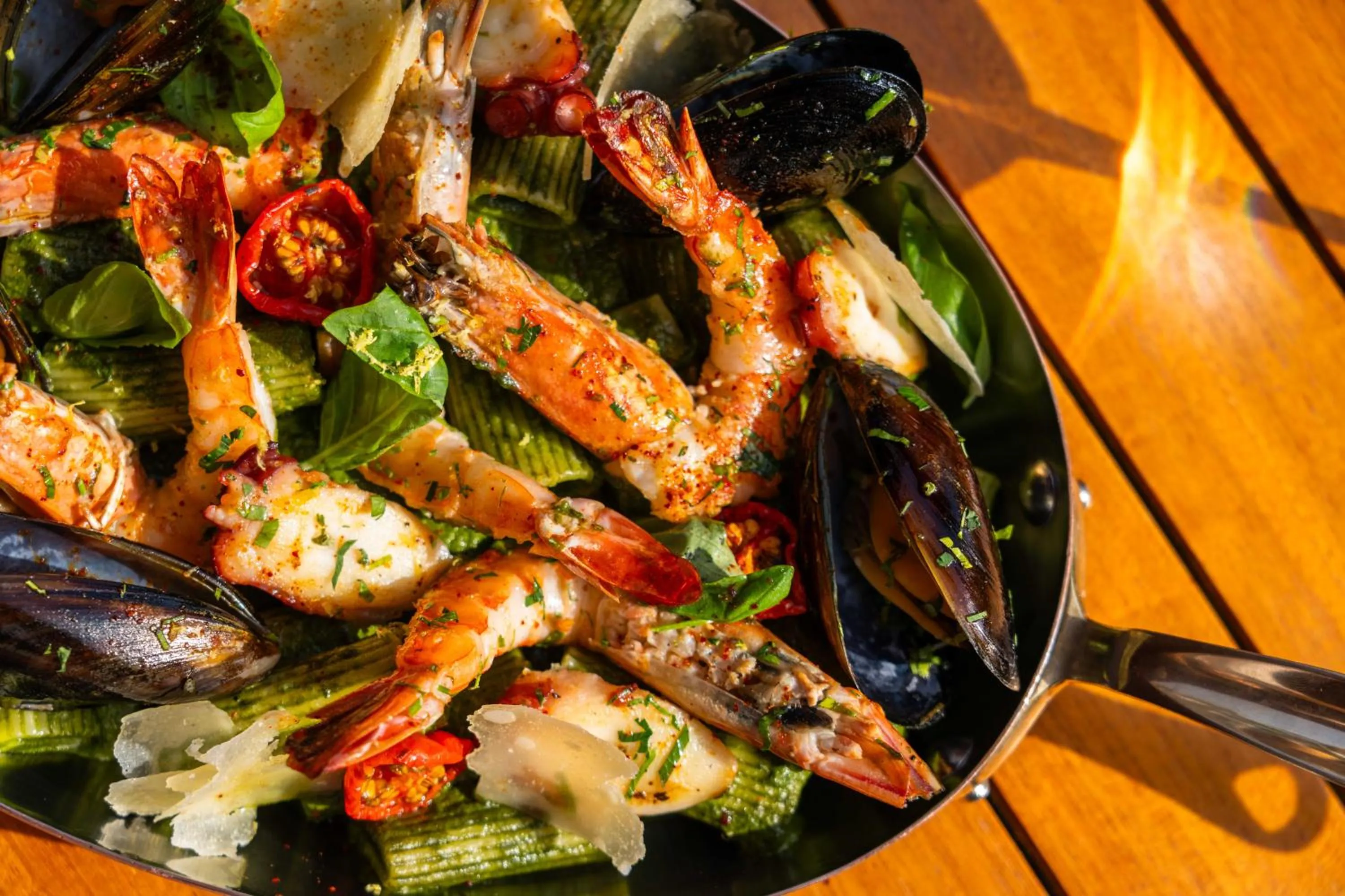 Restaurant/places to eat in Banyan Tree Dubai at Bluewaters