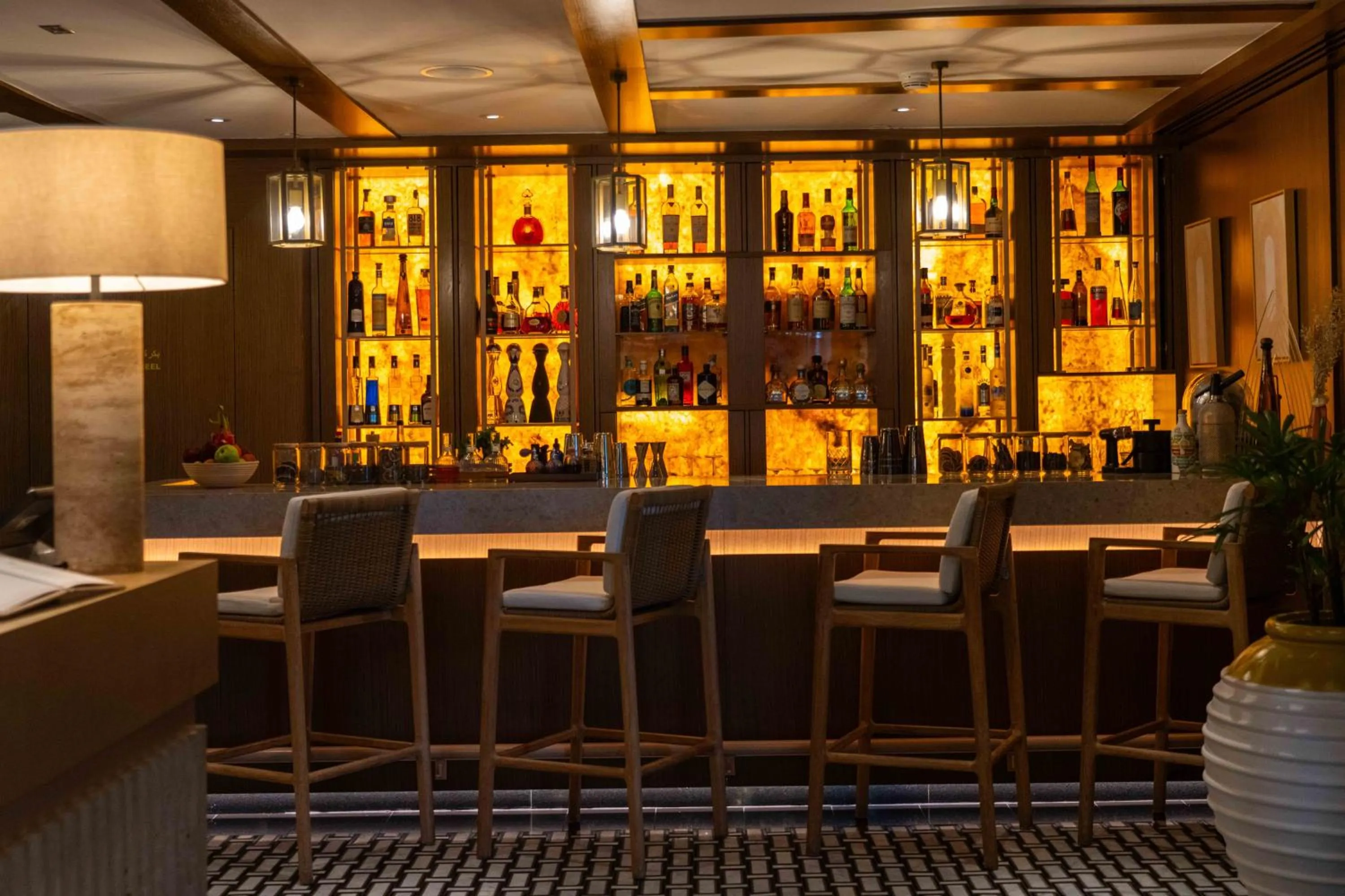 Restaurant/places to eat in Banyan Tree Dubai at Bluewaters