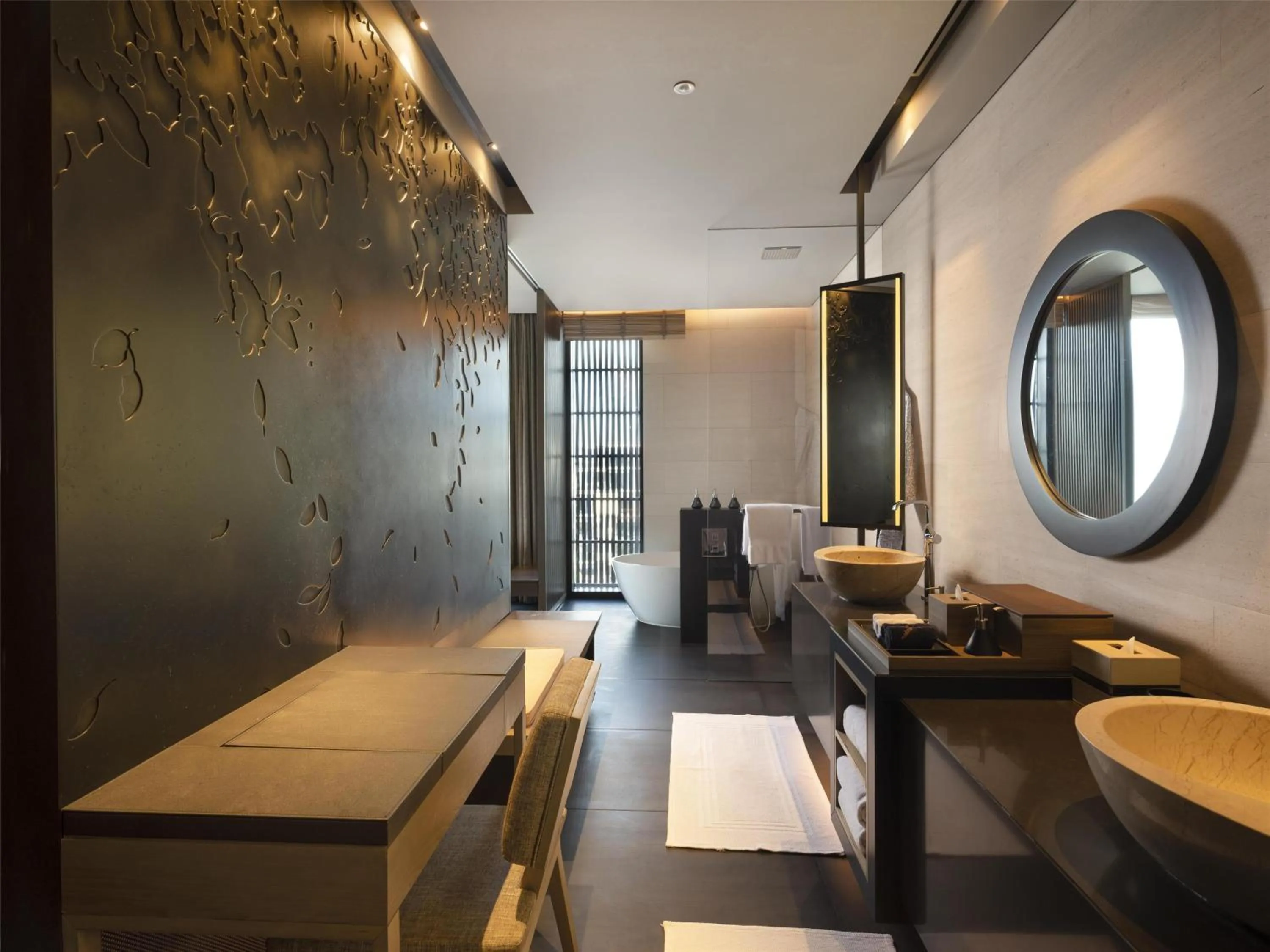 Bathroom in Banyan Tree Dubai at Bluewaters