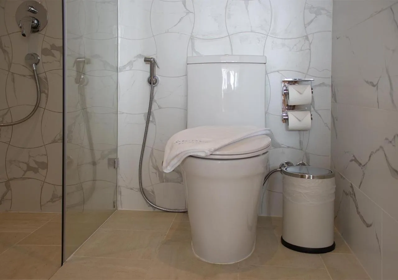 Bathroom in Stone Hotels Dhiffushi