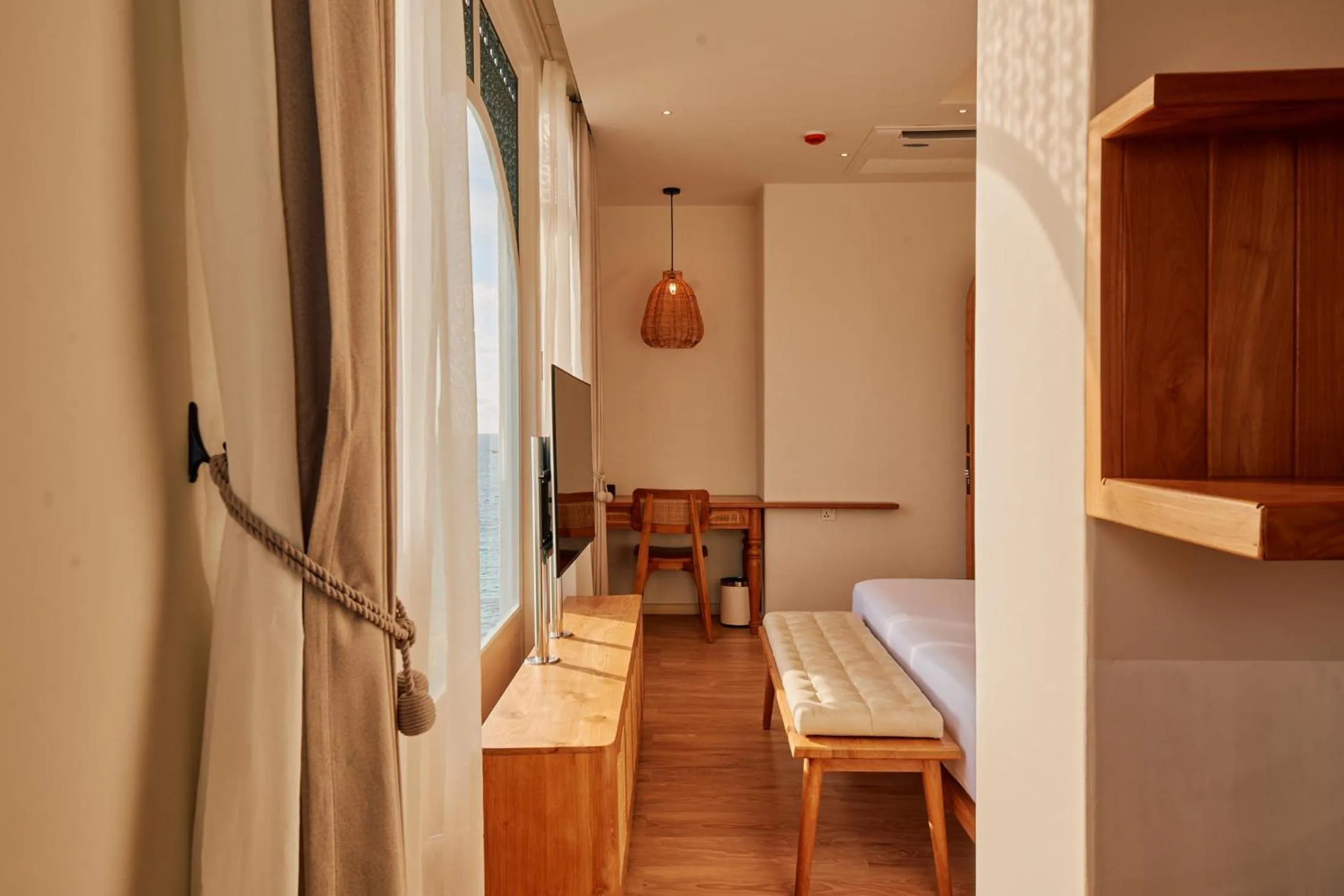 TV and multimedia, Bed in Stone Hotels Dhiffushi