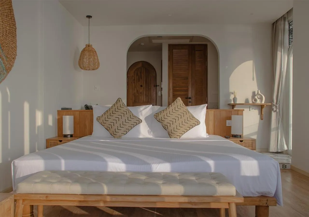 Bed in Stone Hotels Dhiffushi