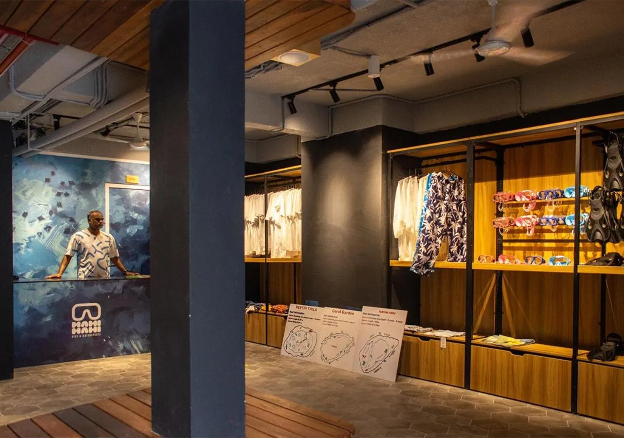 Diving in Stone Hotels Dhiffushi