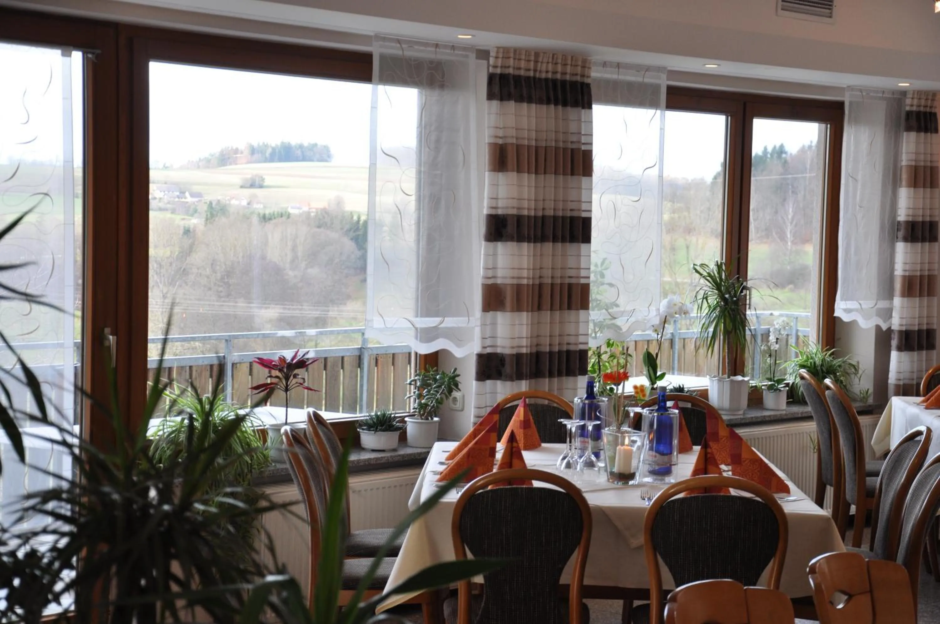 Restaurant/places to eat in Rhön-Hotel Sonnenhof - Restaurant & Café