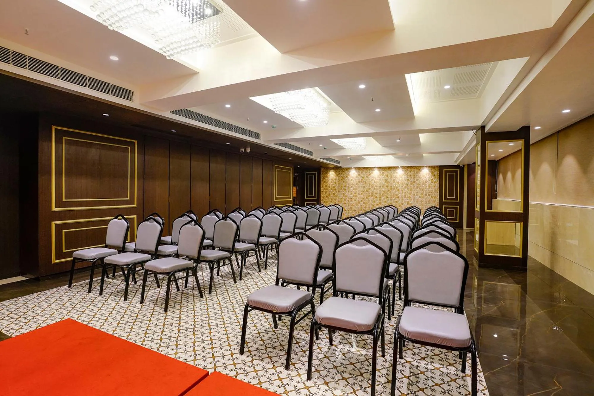 Banquet/Function facilities in FabHotel Prime Shubham Comforts