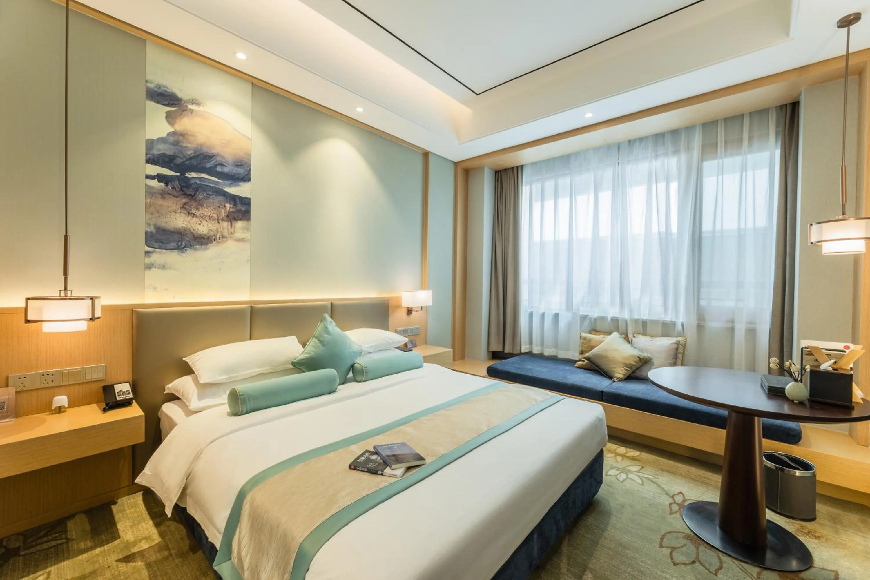 Bed in Century Runhua Hotel