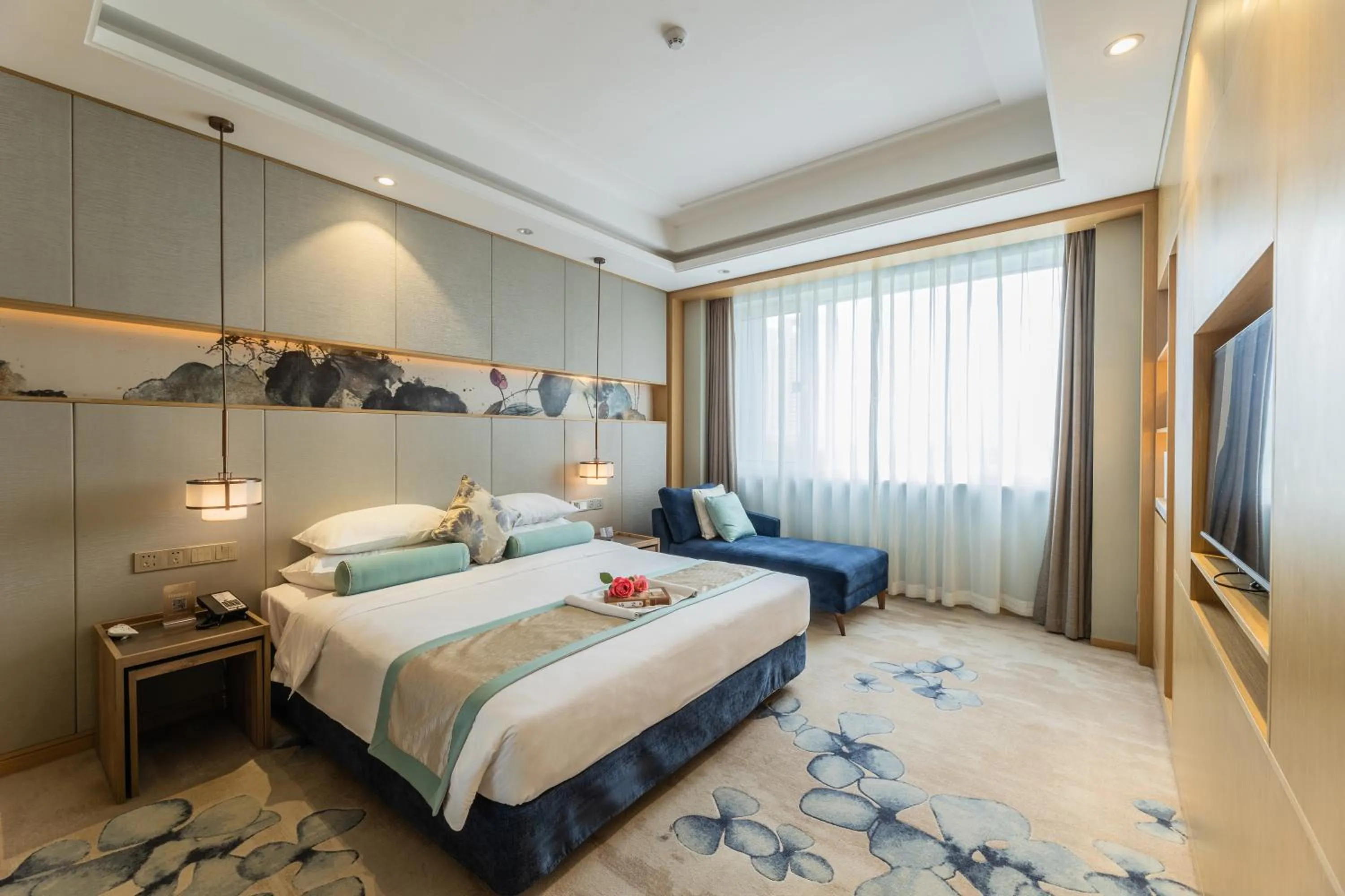 Bed in Century Runhua Hotel