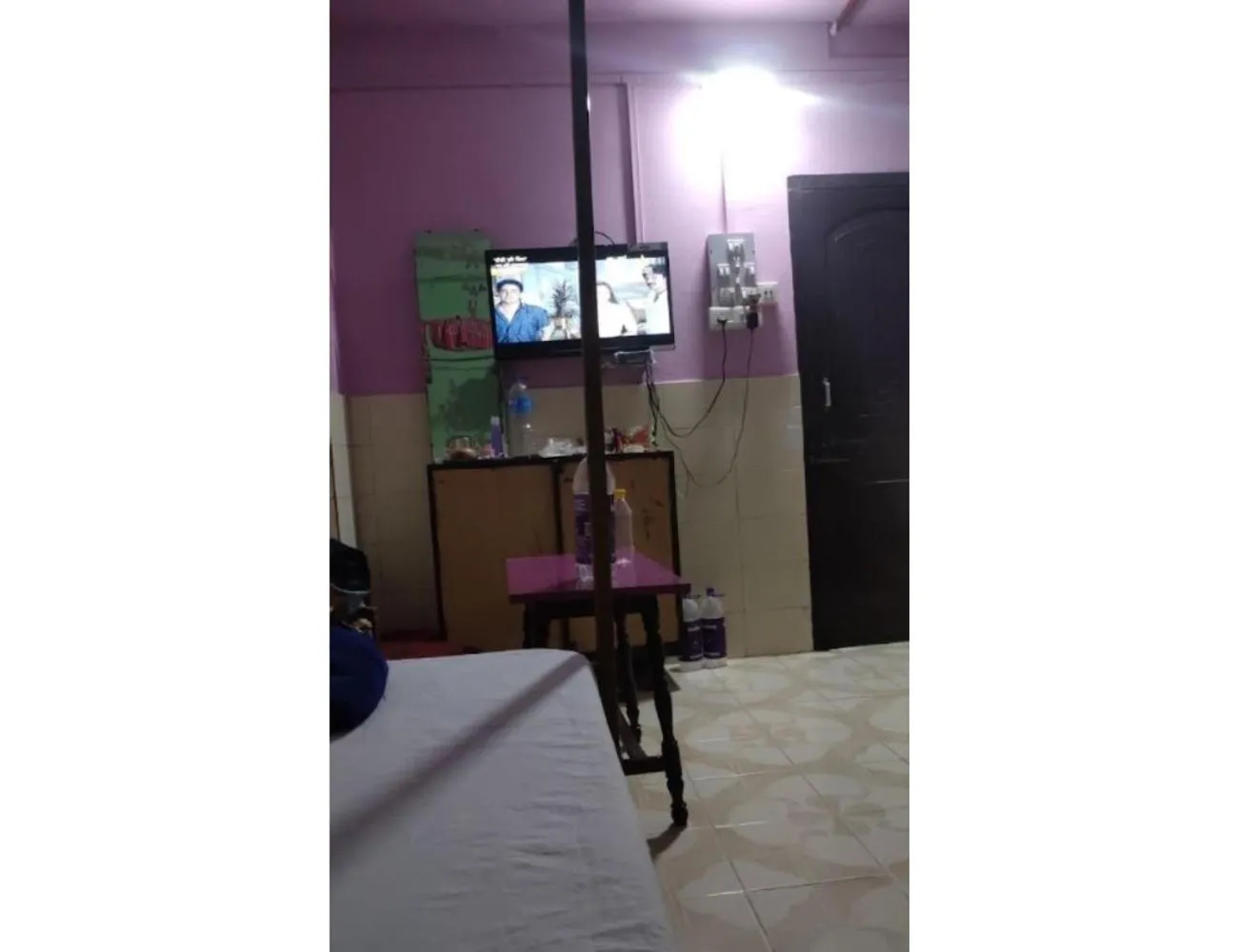 TV and multimedia, Bed in Central Guest House, Tripura