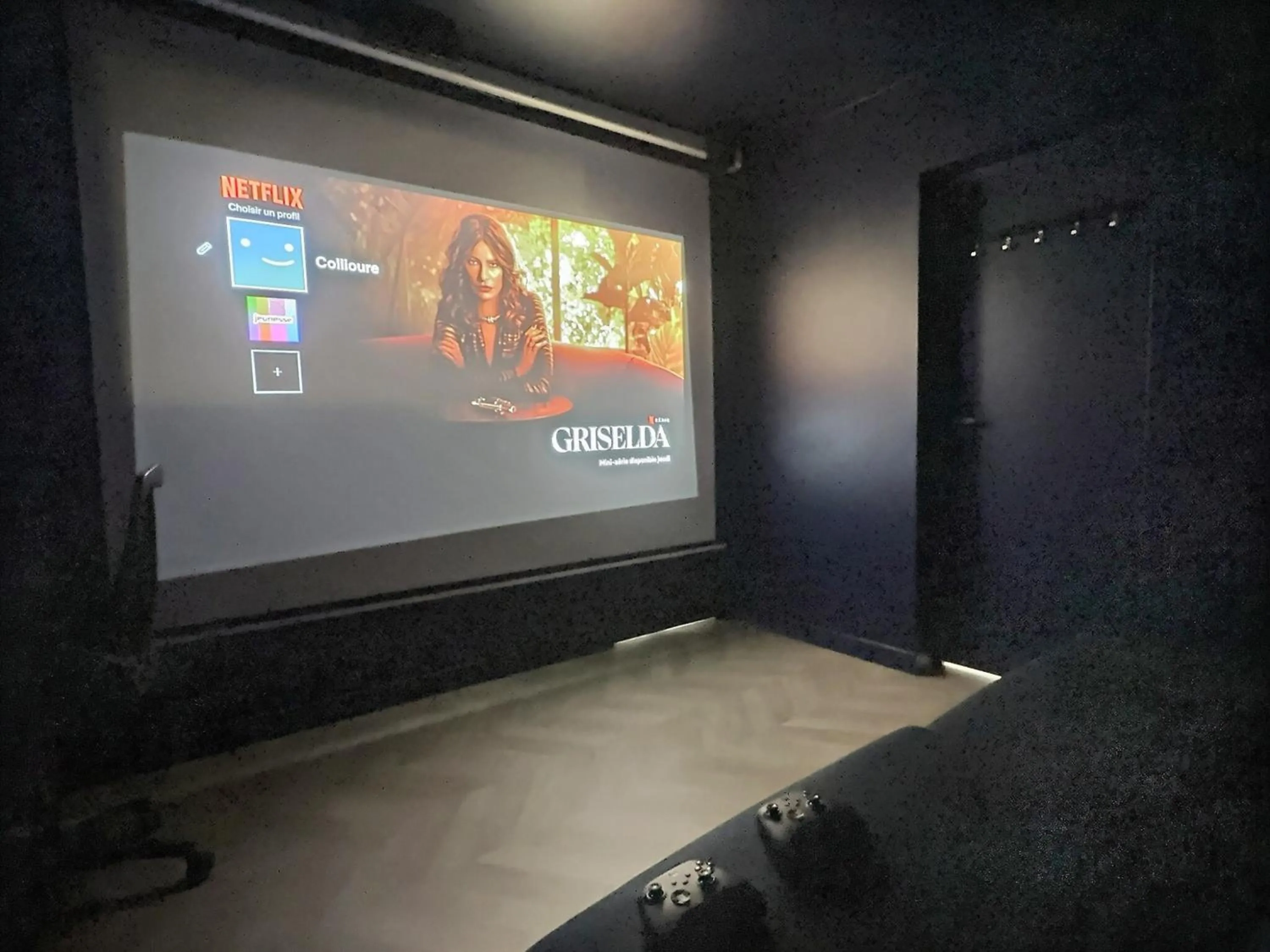 Living room in Appart Hotel Cinéma Perpignan