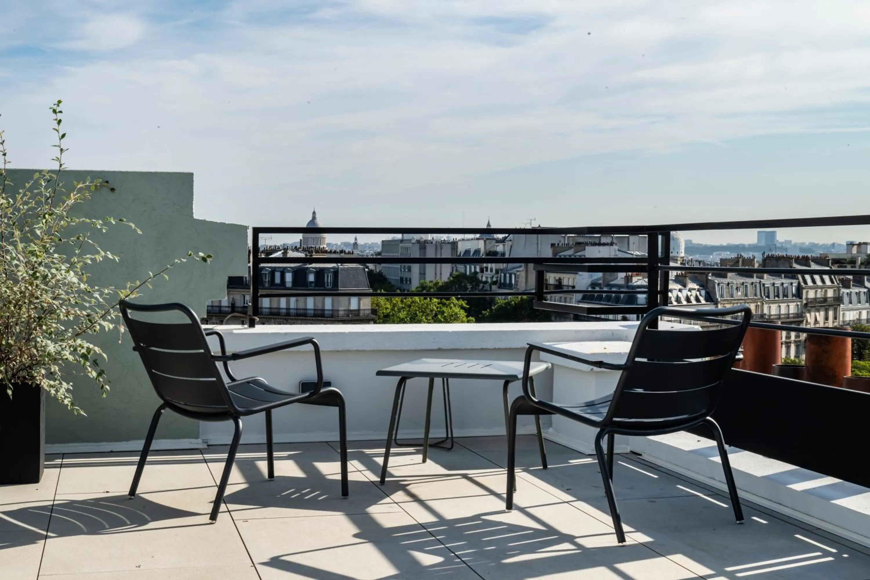 Balcony/Terrace in Le Lampika Hôtel