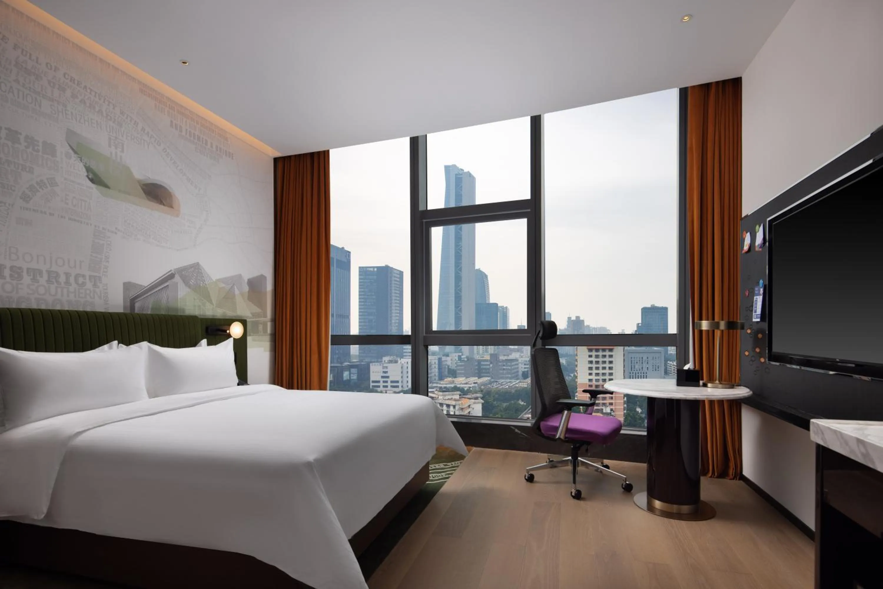 Photo of the whole room, Bed in Hampton by Hilton Shenzhen Nanshan Science and Technology Park