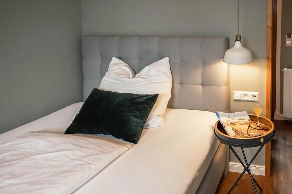 Bed in Allgäuer Genusshotel und Historischer Dorfgasthof Hirsch