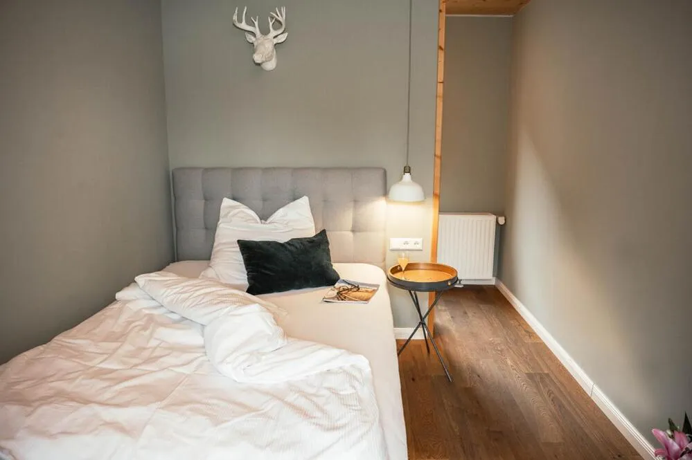 Bed in Allgäuer Genusshotel und Historischer Dorfgasthof Hirsch