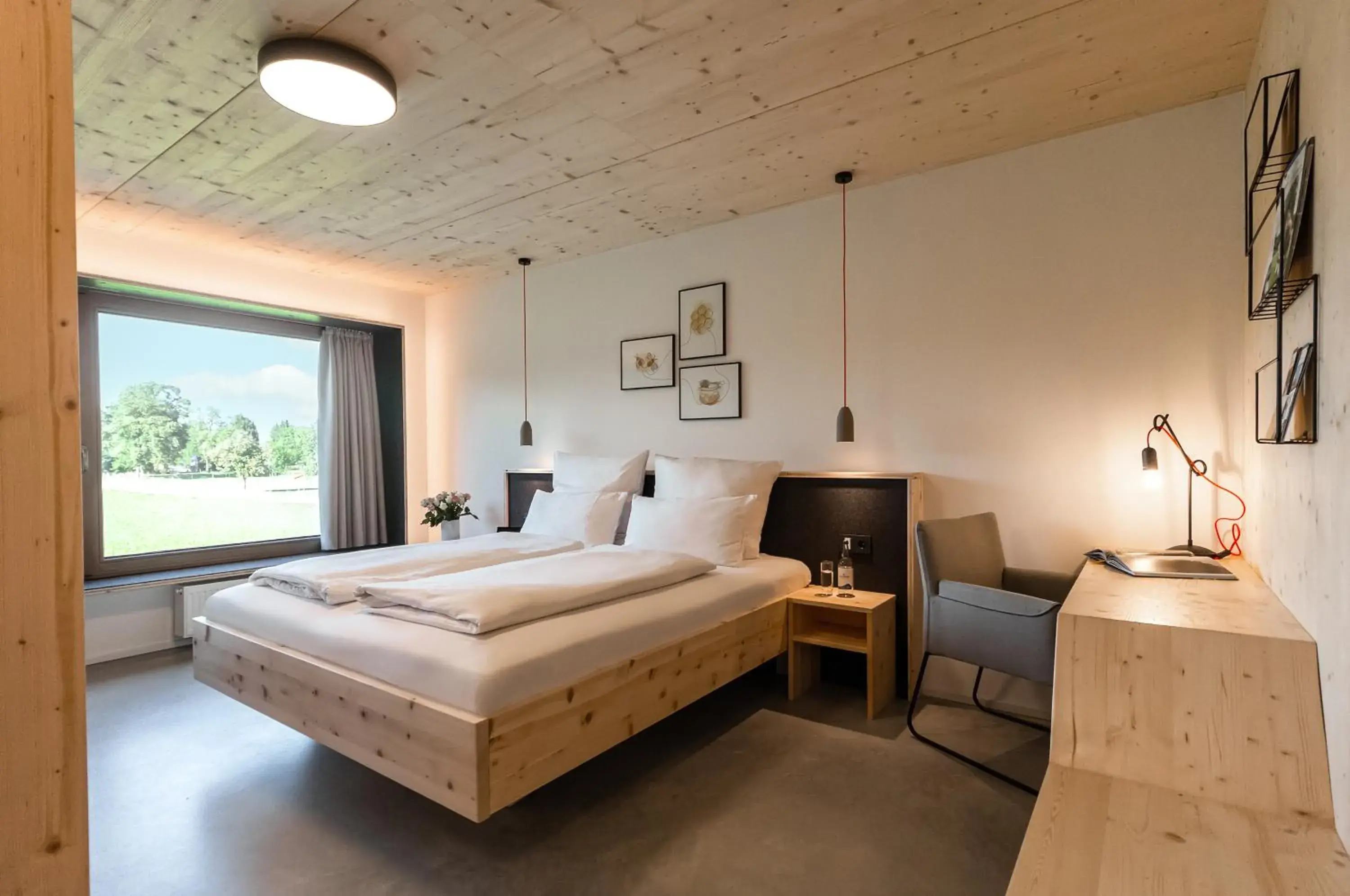 Double Room with Garden View - single occupancy - New Building in Allgäuer Genusshotel und Historischer Dorfgasthof Hirsch Double Room with Garden View - single occupancy - New Building in Allgäuer Genusshotel und Historischer Dorfgasthof Hirsch