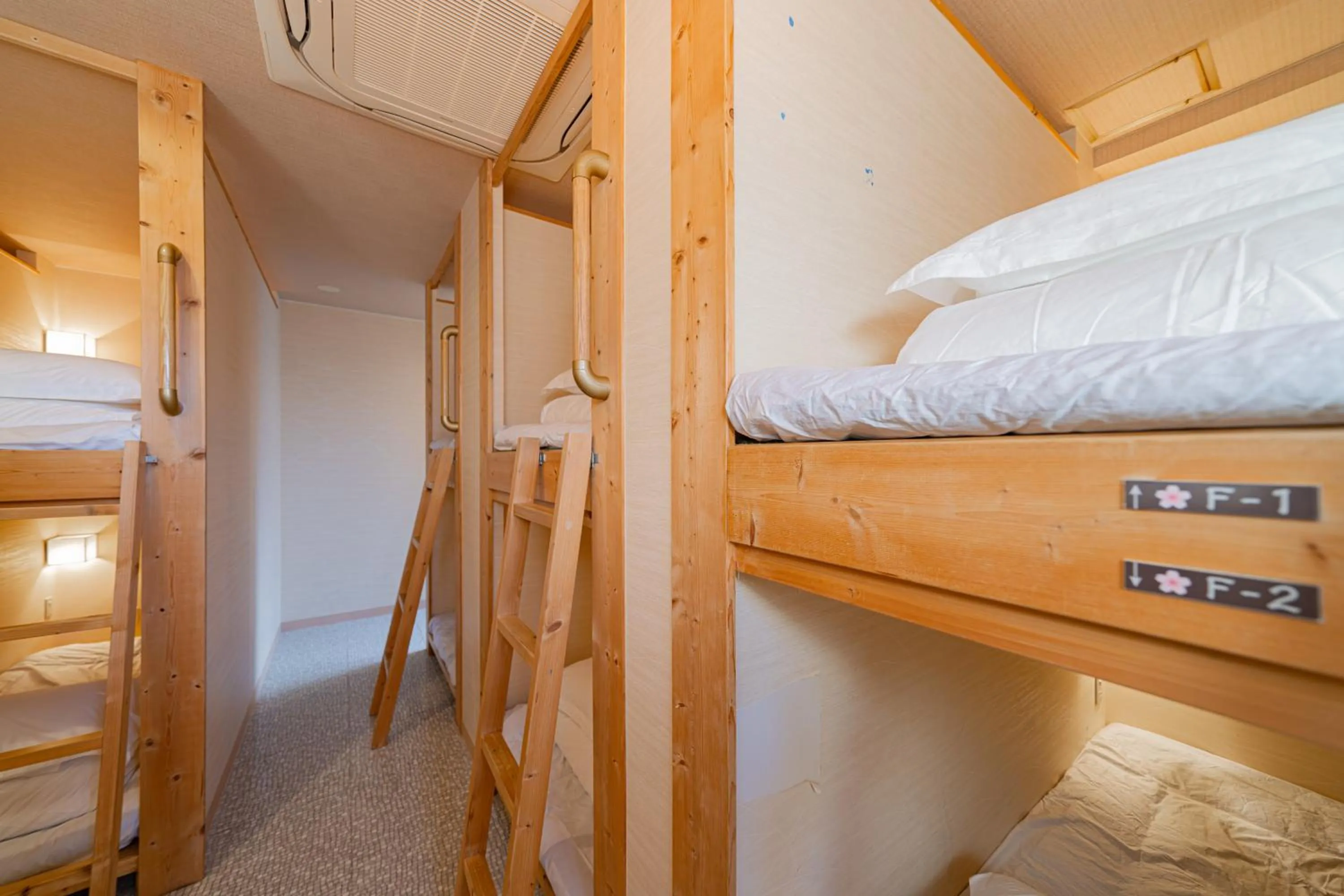 bunk bed, Bed in E JOY INN-East Nipoori Branch