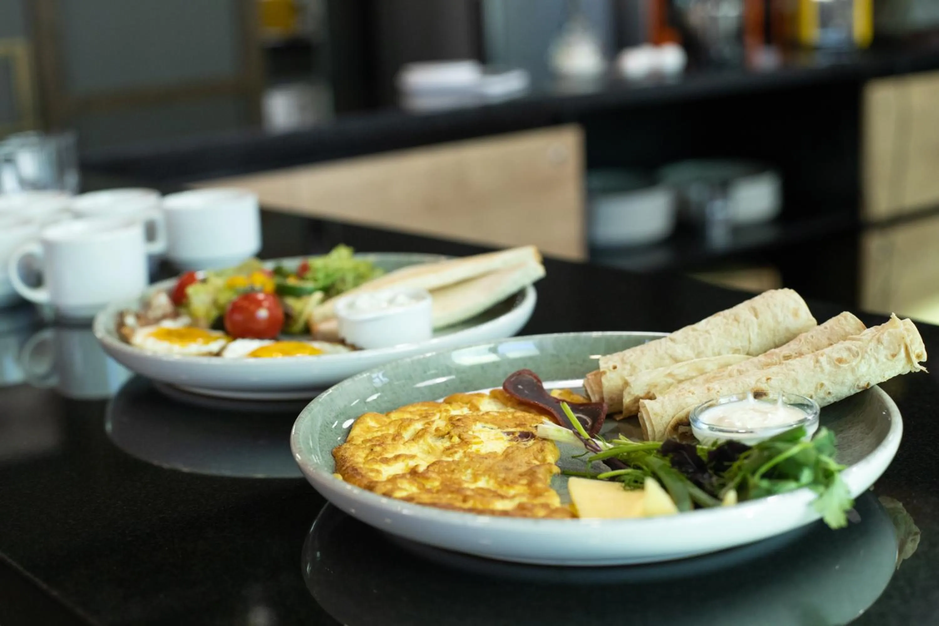 Food in Kantar Hotel