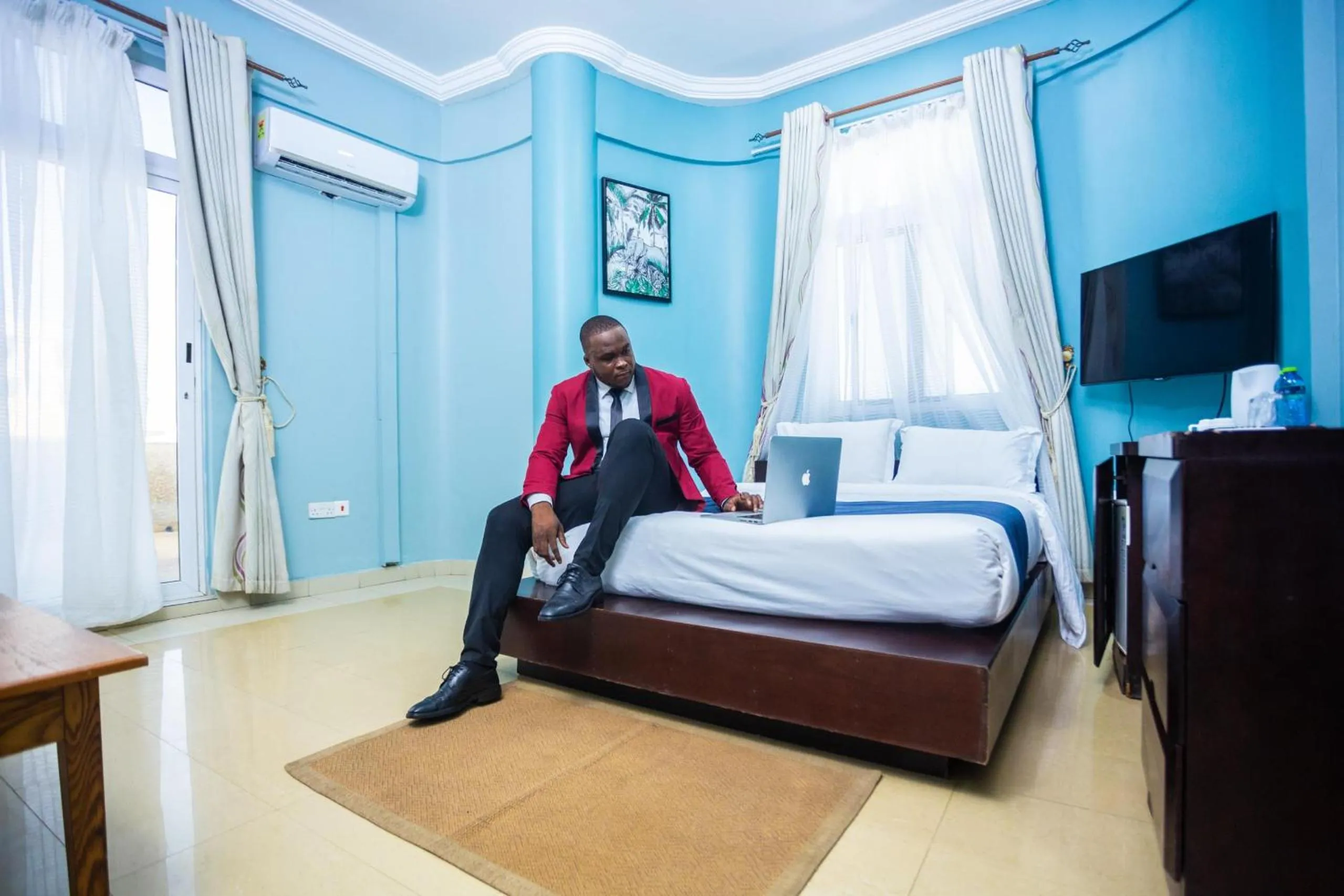 Bed in Oceanic Resort