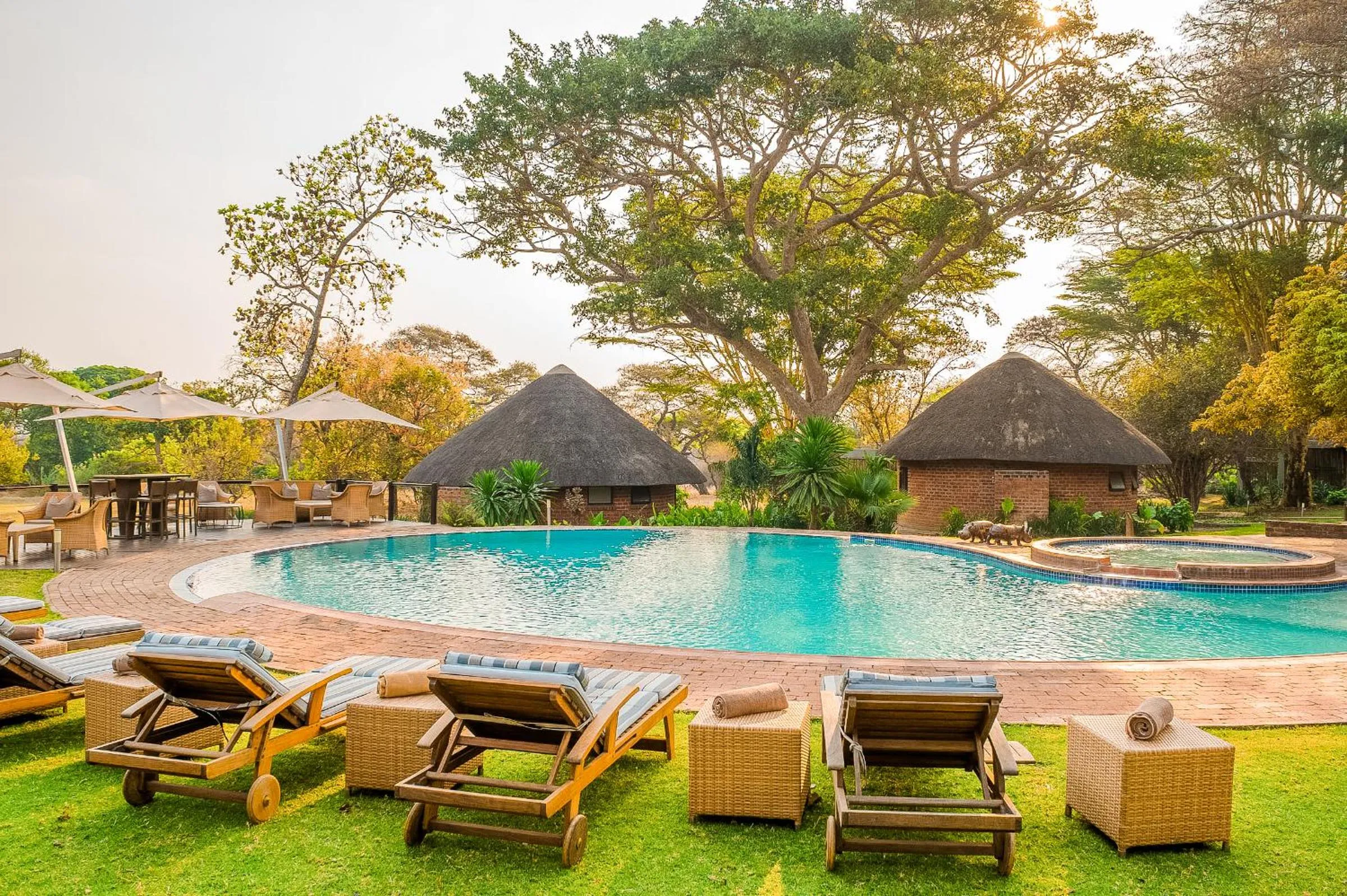 Swimming pool in Lilayi Lodge