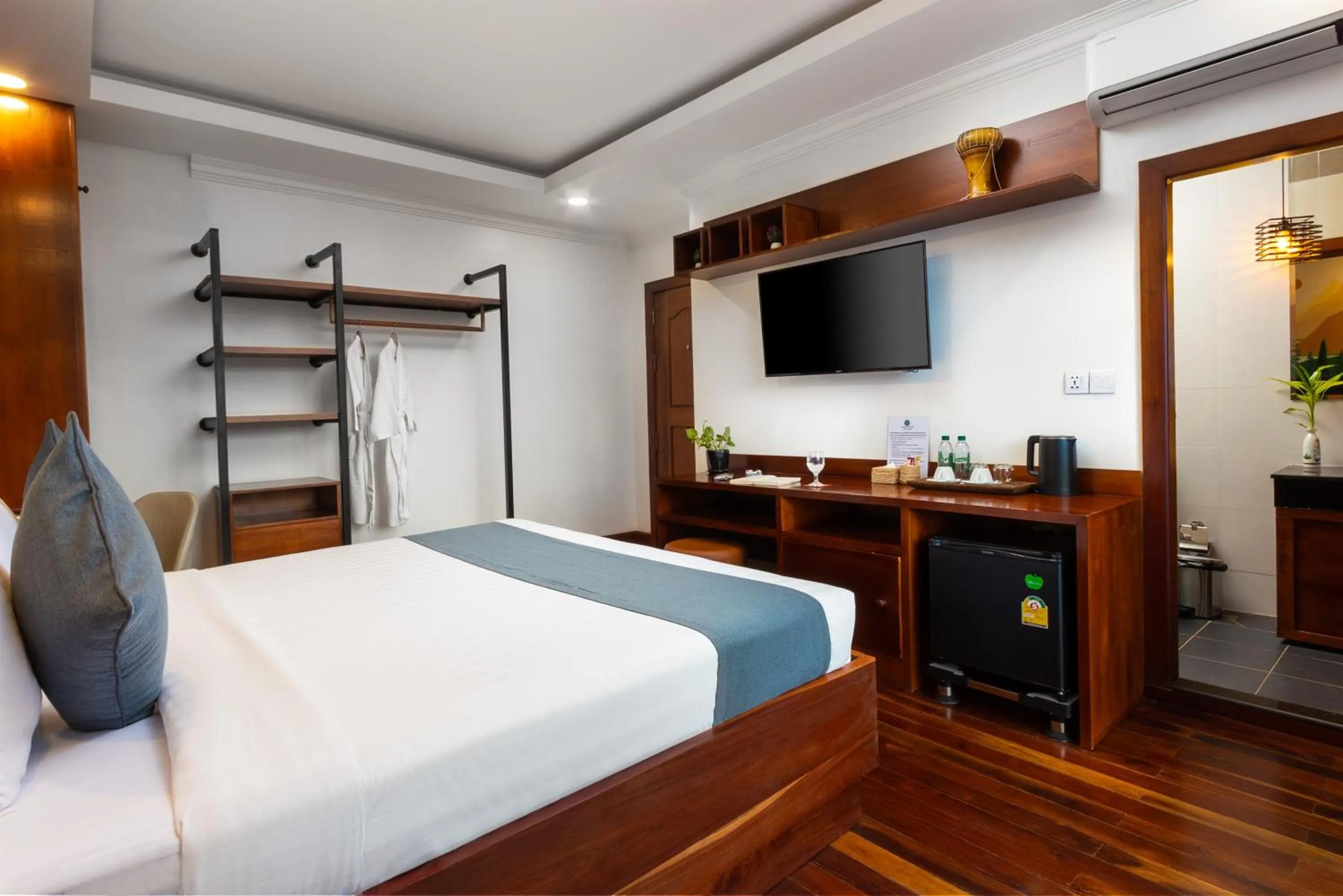 Bedroom, Bed in Le Vert Angkor Hotel