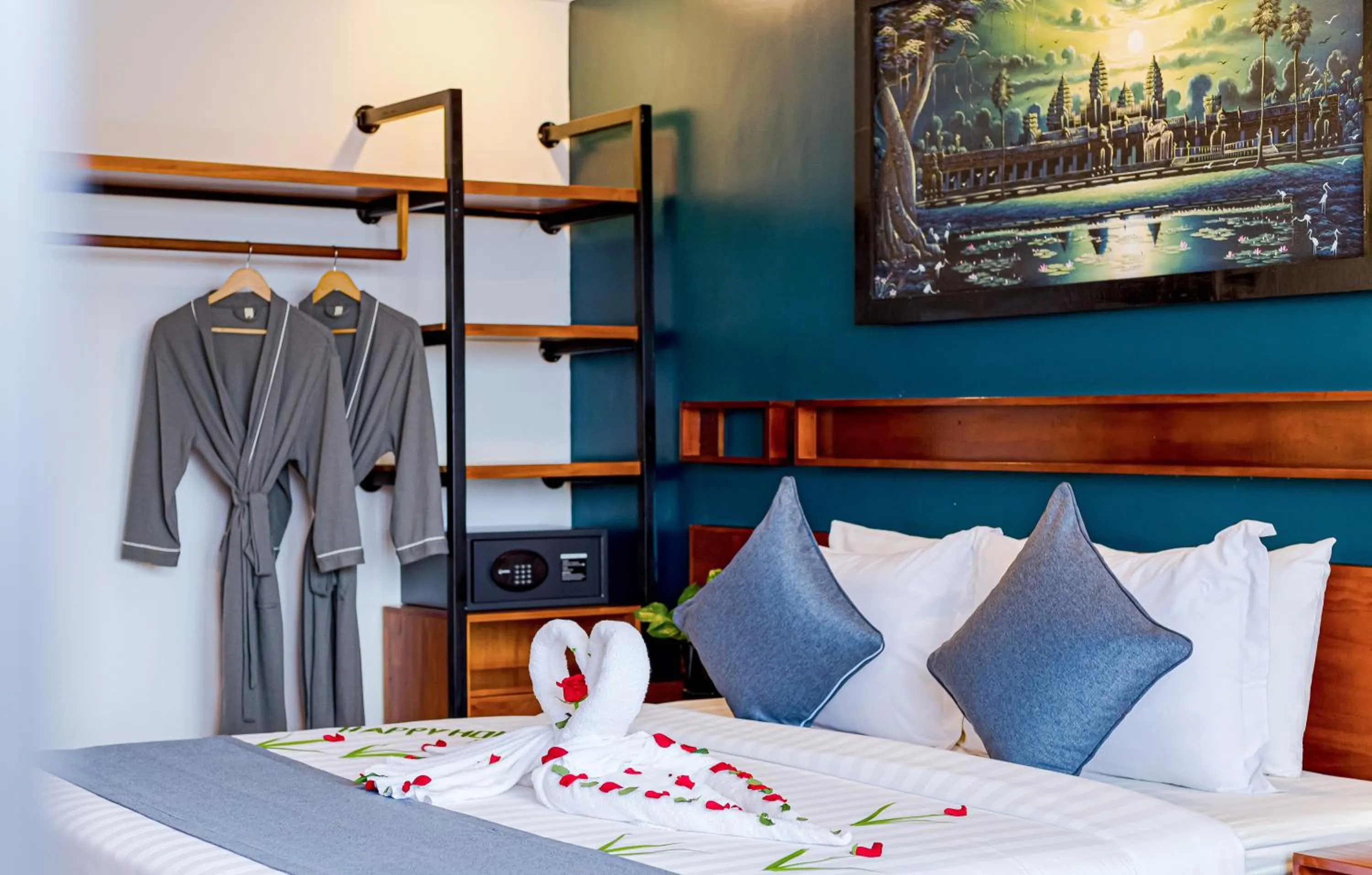 Property building, Bed in Le Vert Angkor Hotel