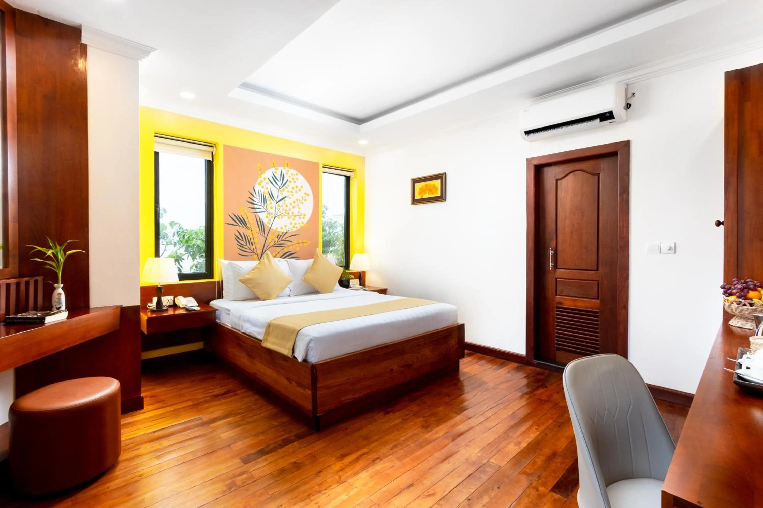 Living room, Bed in Le Vert Angkor Hotel