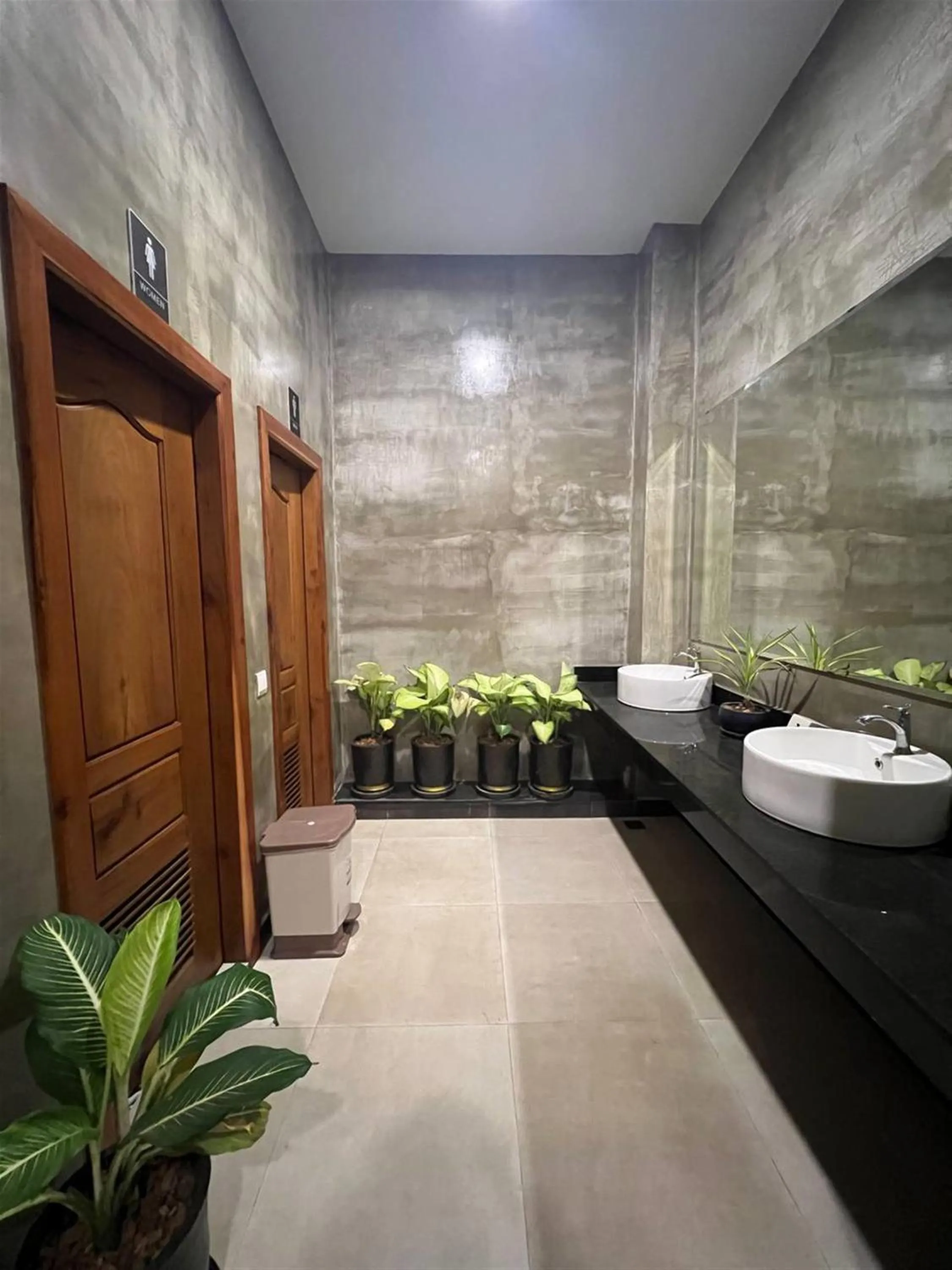 Bathroom in Le Vert Angkor Hotel